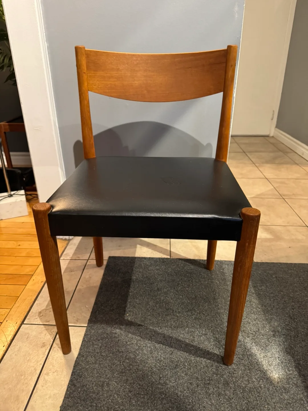 Mid-Century Modern Teak Accent/Desk/Side Dining Chair thumbnail