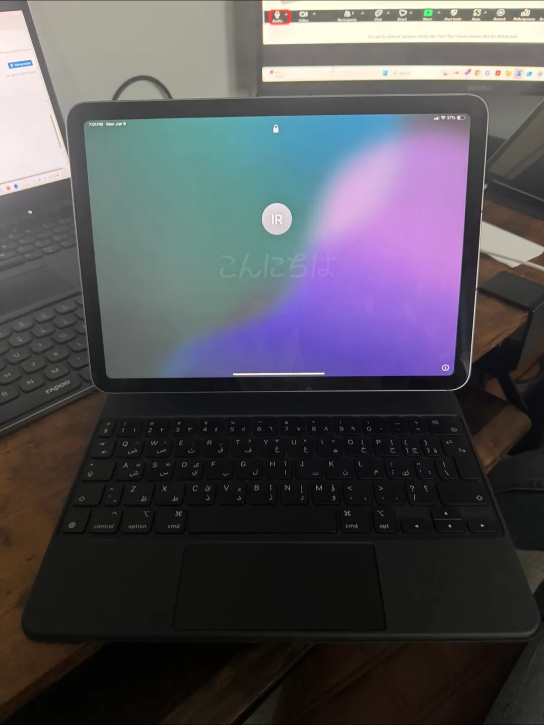 Apple iPad Air (M2)/magic keyboard/apple care+ image indicator(3)