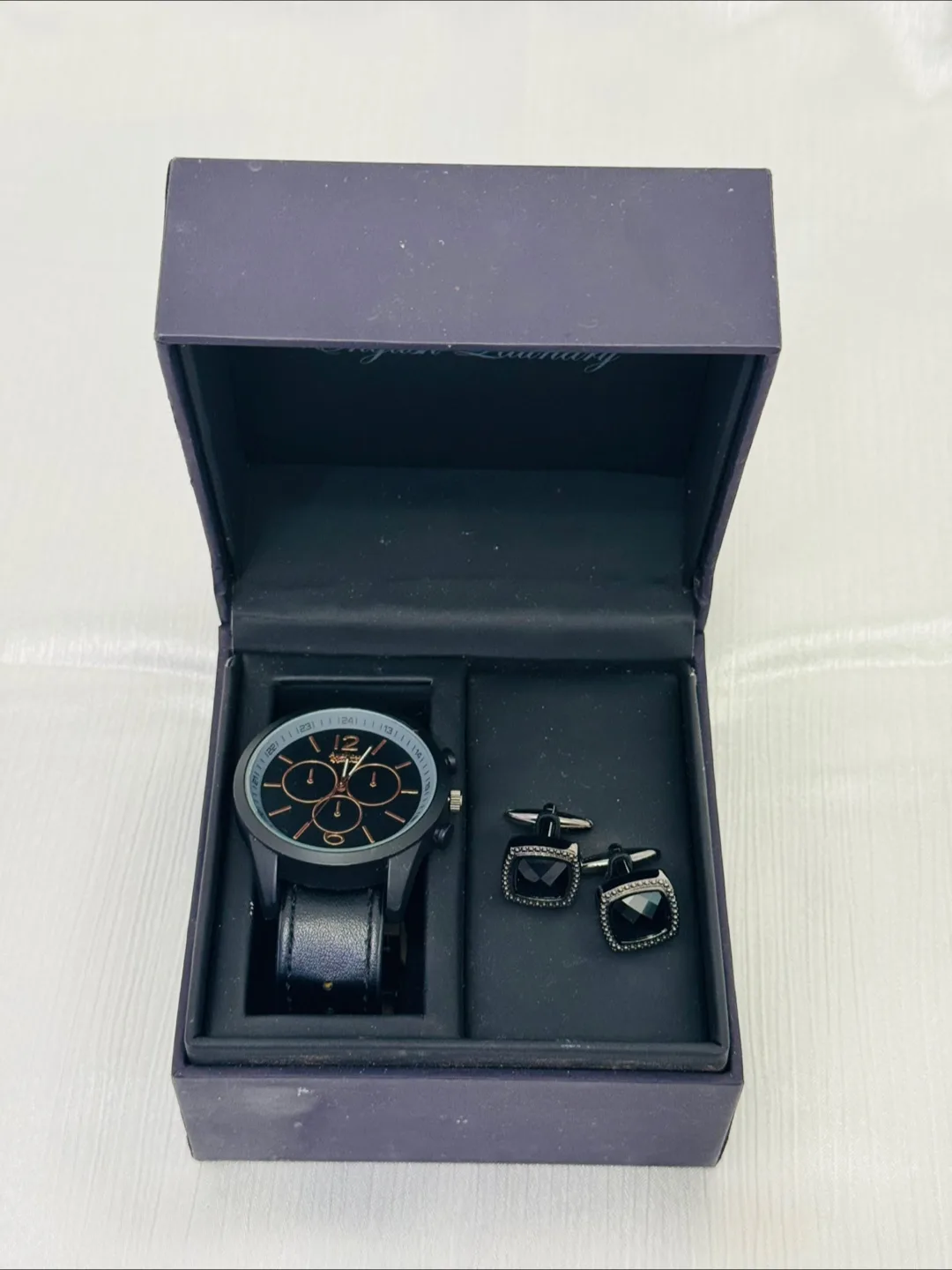 English Laundry Watch and Cufflink Set image indicator(3)