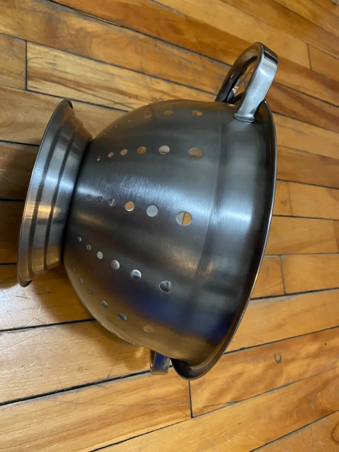 Large Stainless Steel Colander image indicator(2)