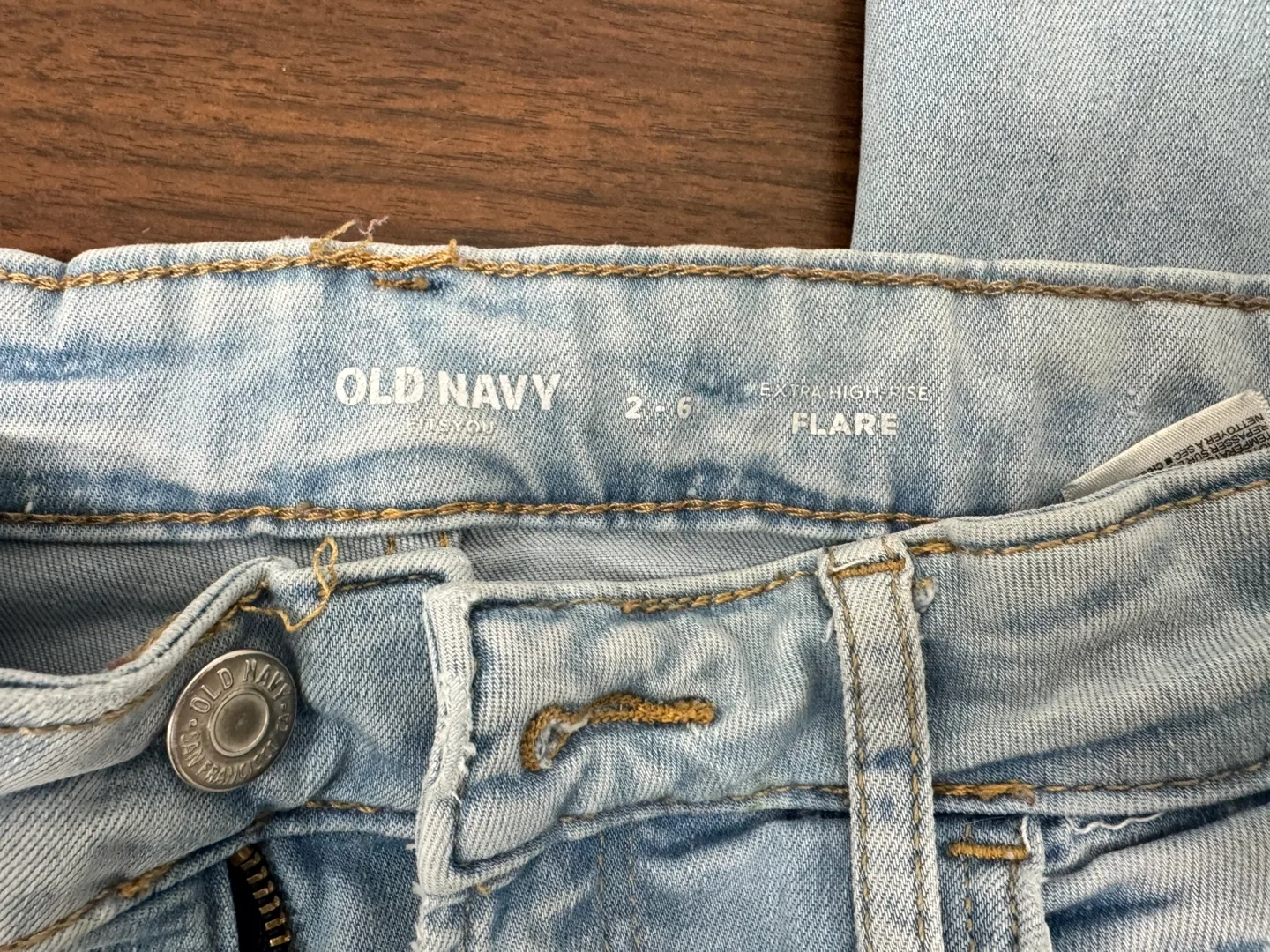Old Navy Extra High Rise Flare Jeans image indicator(2)