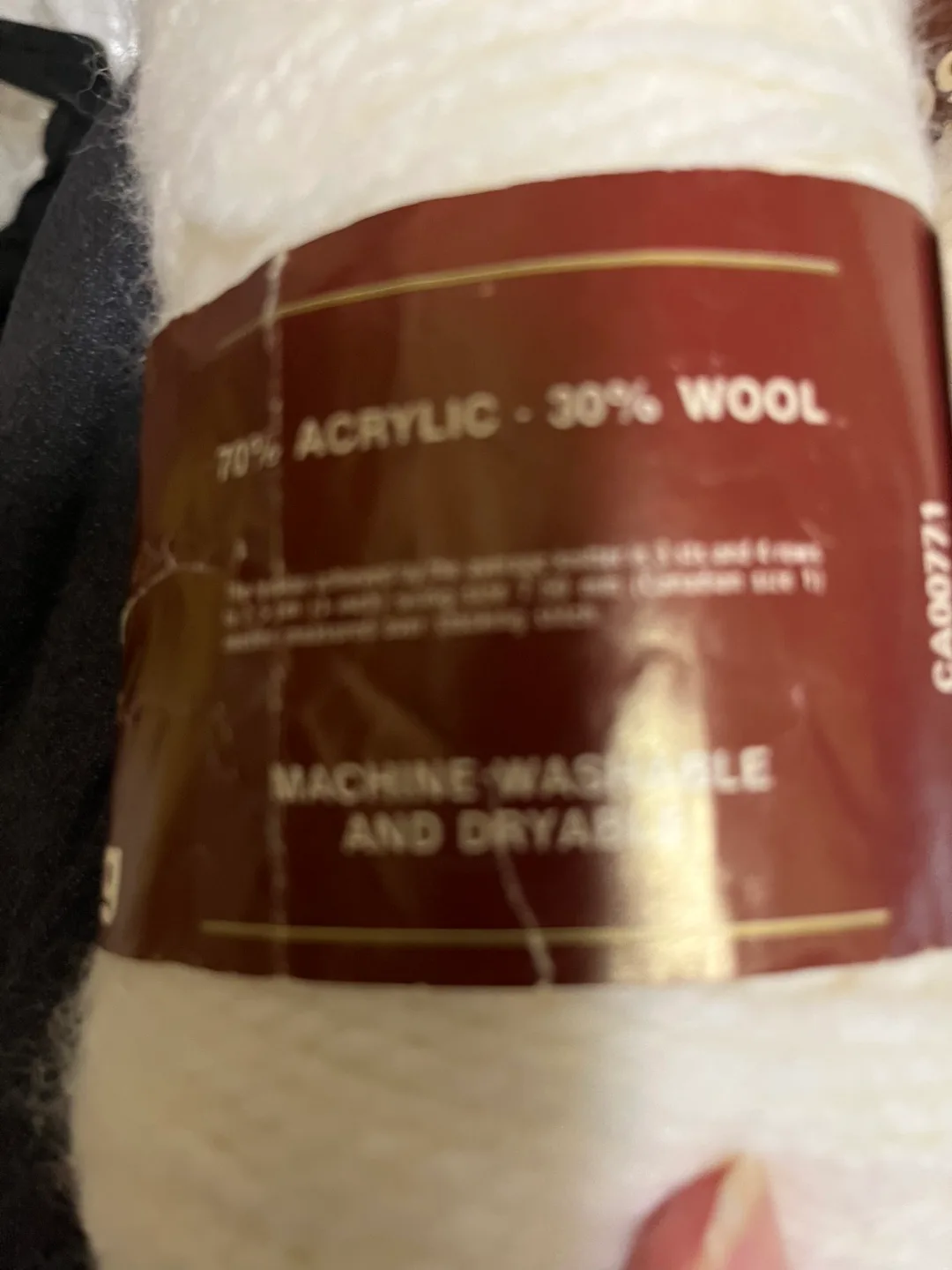 Yarn Craft Shatelle White Yarn - 2 available image indicator(3)