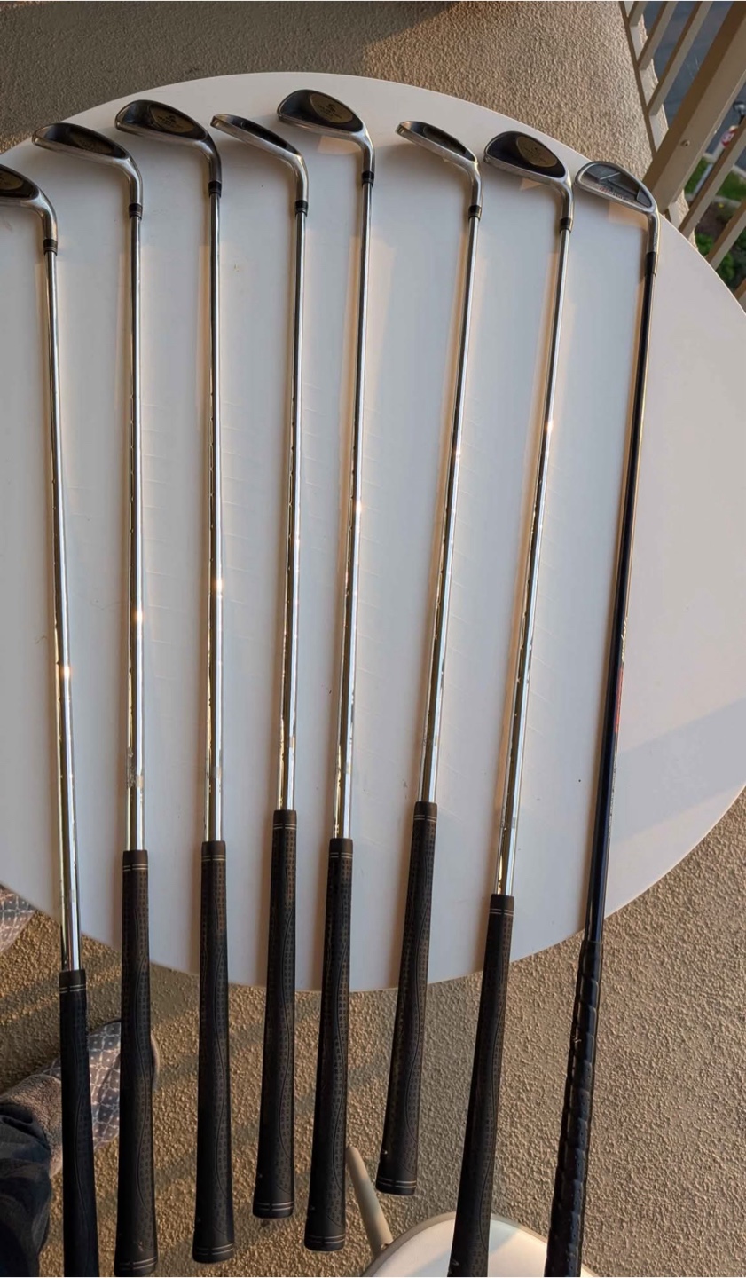 Complete Golf Set: Cobra Irons + Mizuno T-Zoid Iron & Bag! - photo 2
