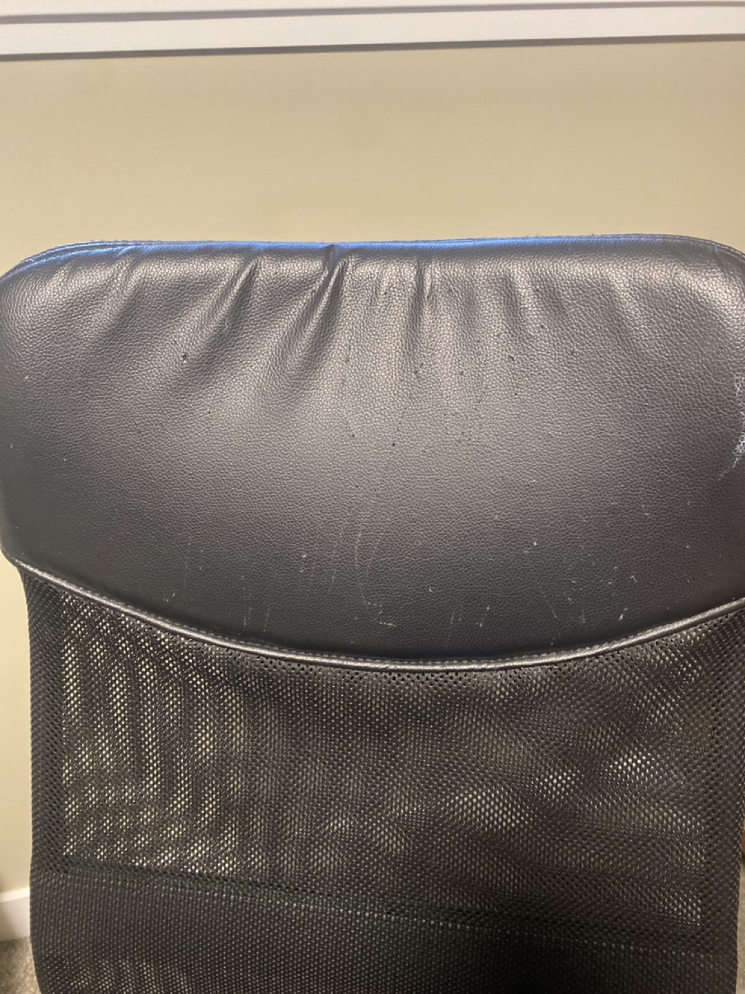 Black Office Chair - photo 2