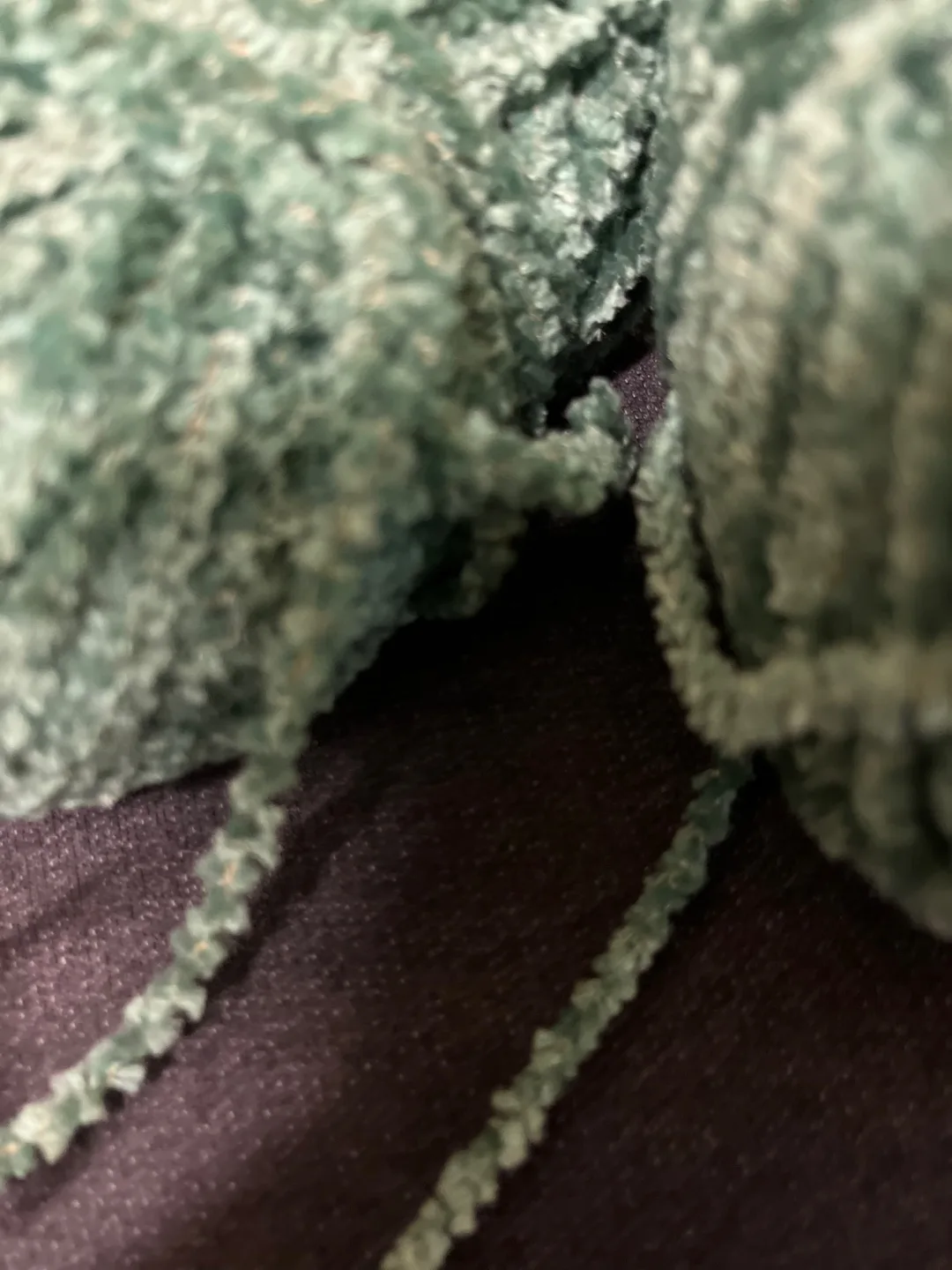 Green Textured Yarn - 2 balls available image indicator(2)