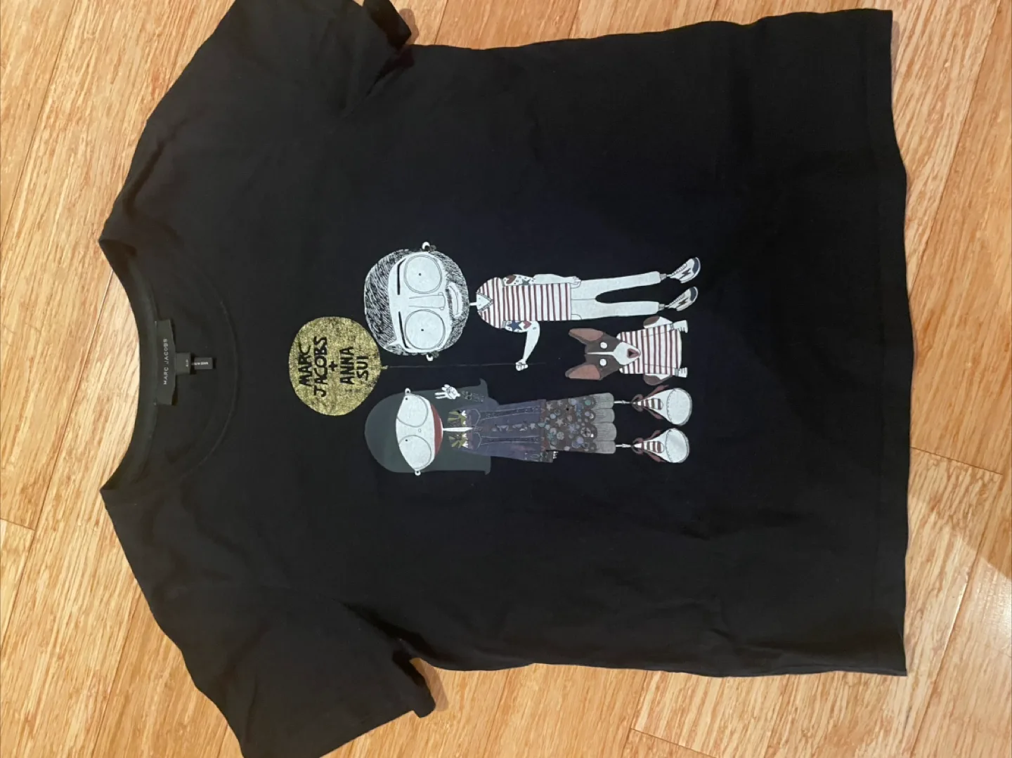 Marc Jacobs +Anna Sui  Black T-Shirt image indicator(2)