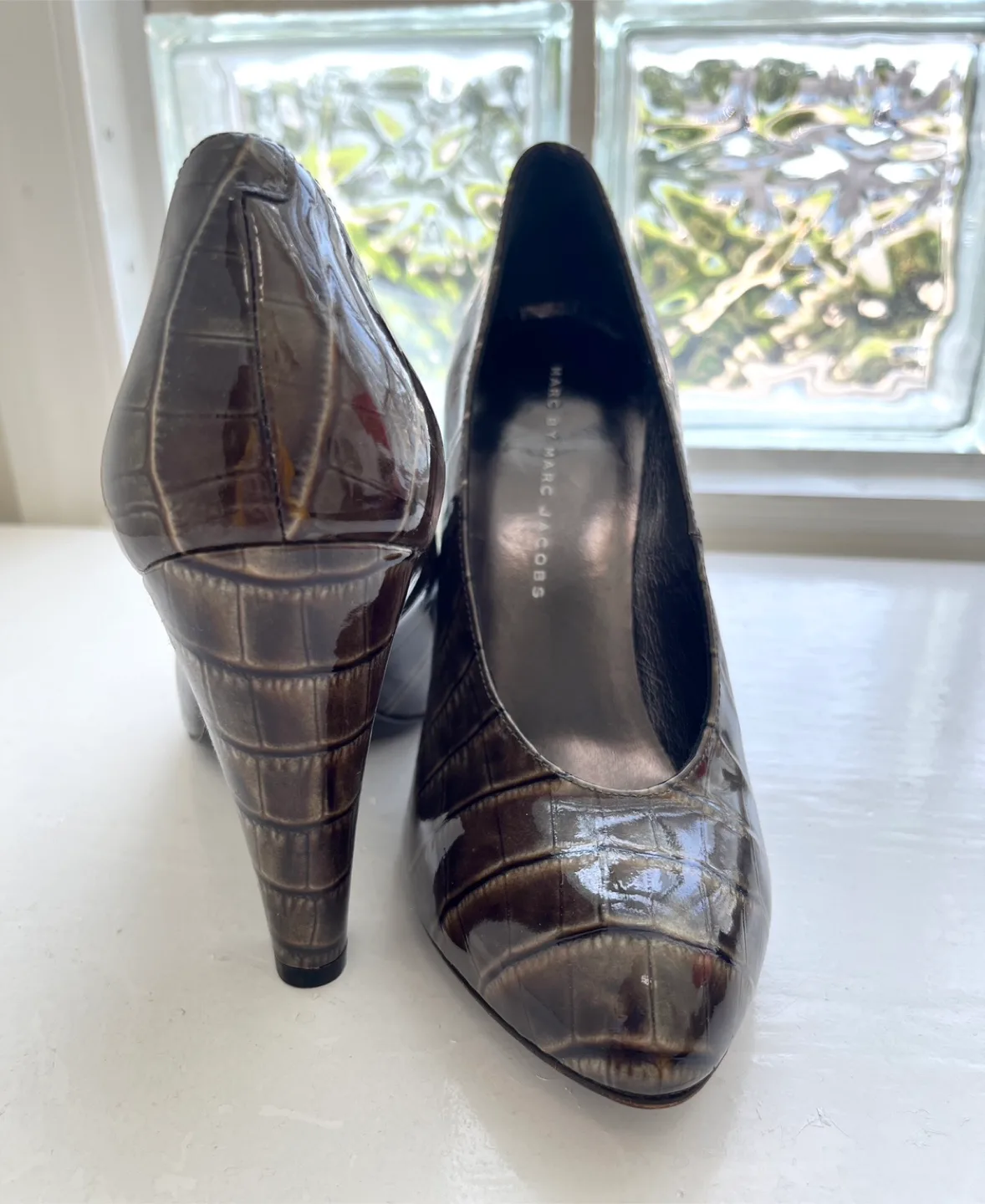 (Brand New) Marc Jacobs Pumps - Beautiful! image indicator(2)