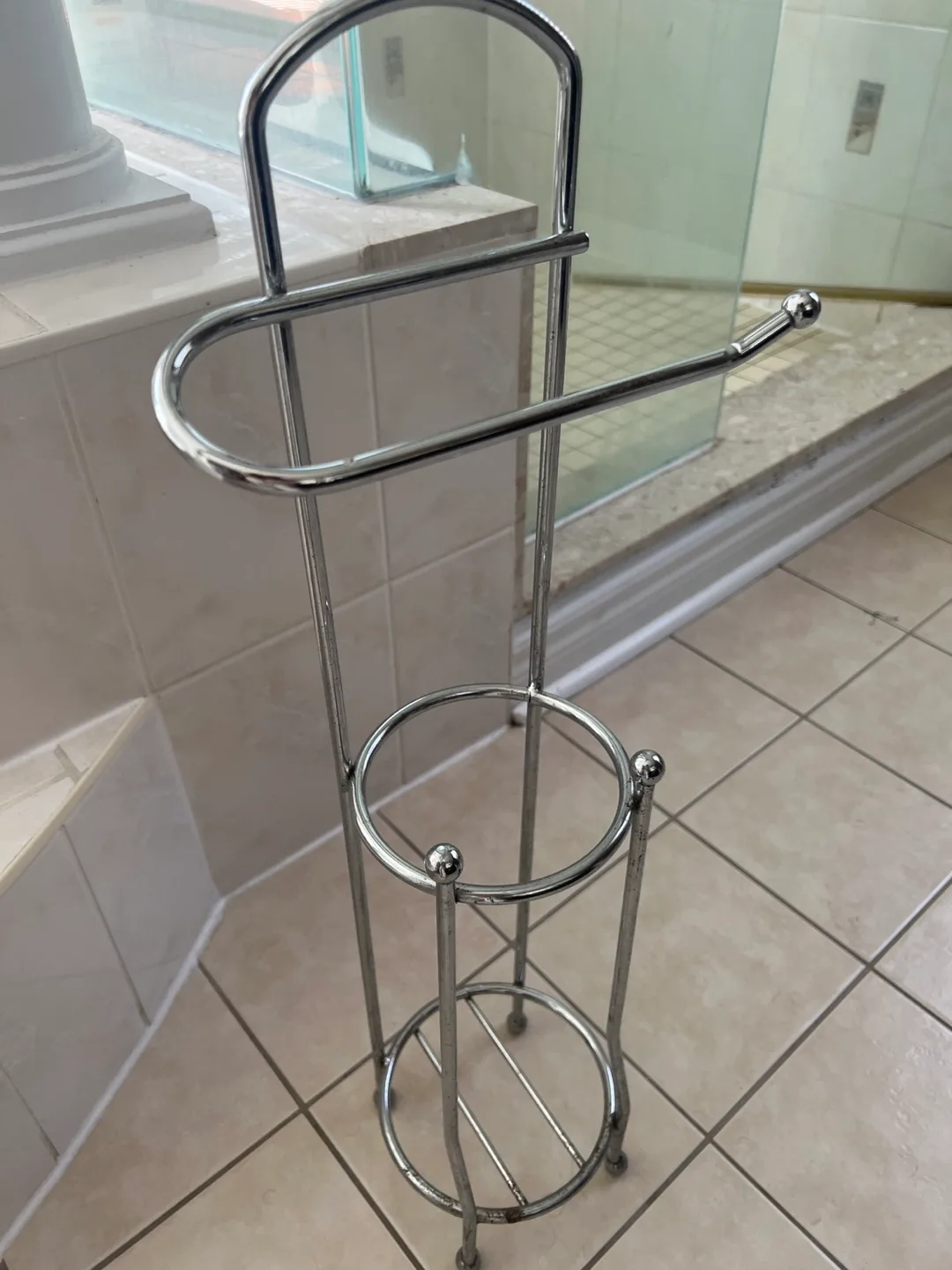 Chrome Toilet Paper Stand image indicator(2)