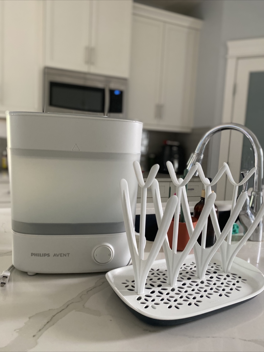 Philips Avent Bottle Sterilizer and Drying Rack