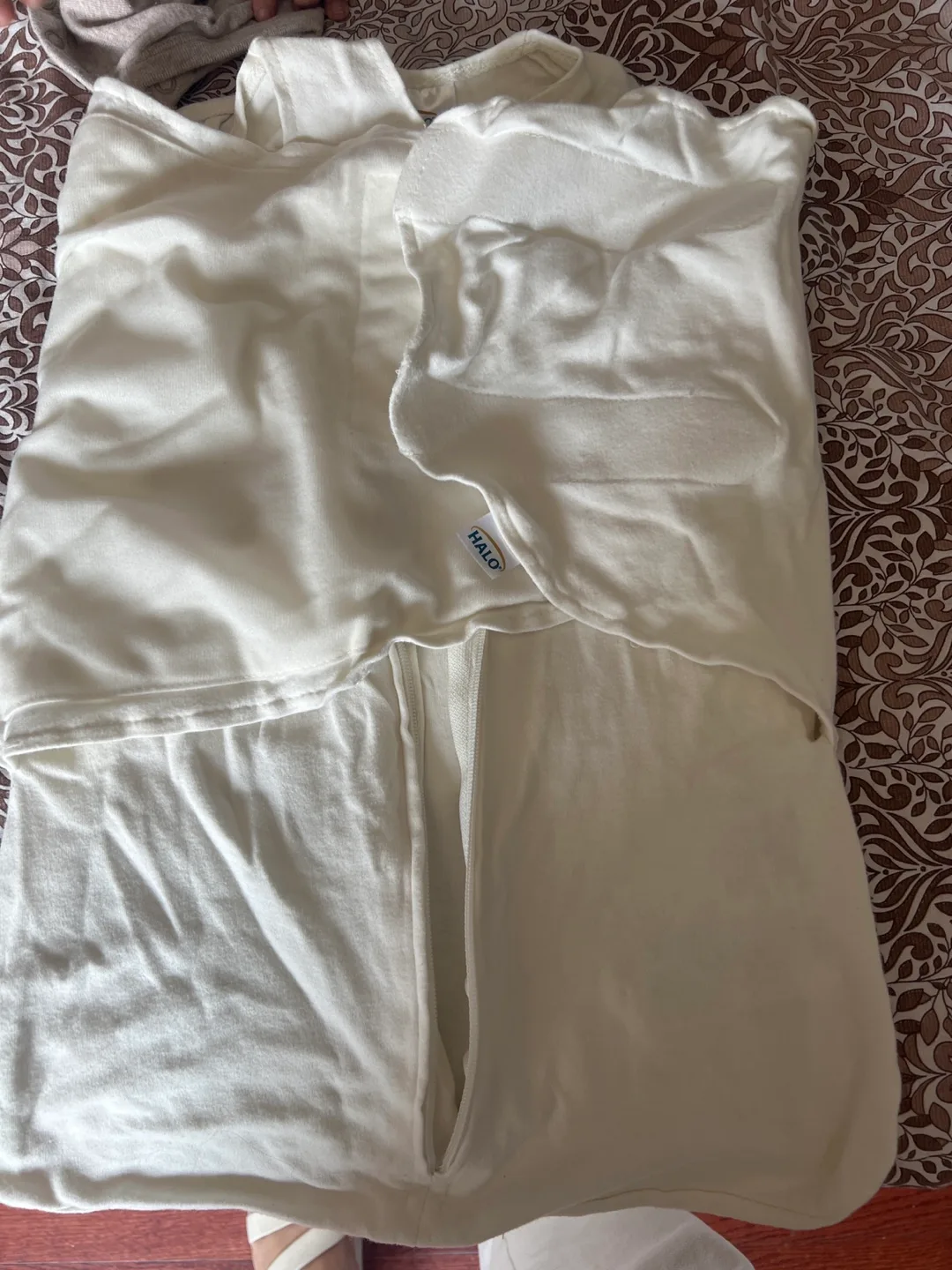 Halo SleepSack Swaddle, Newborn Size image indicator(3)