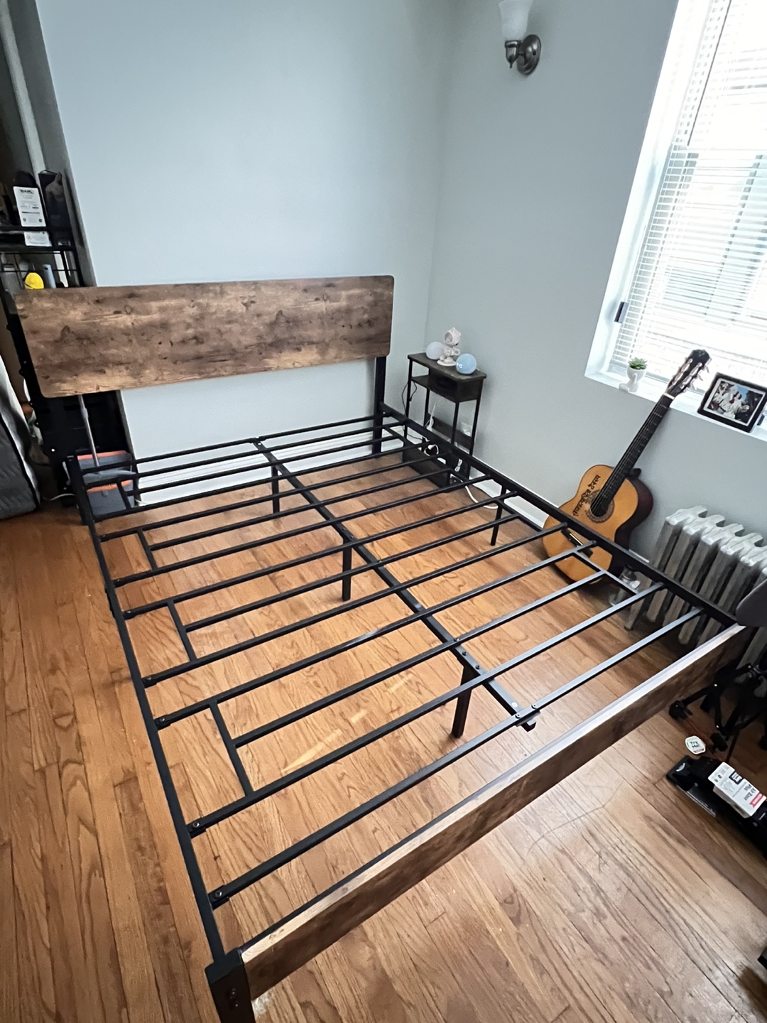Bed Frame with Headboard • Queen Size