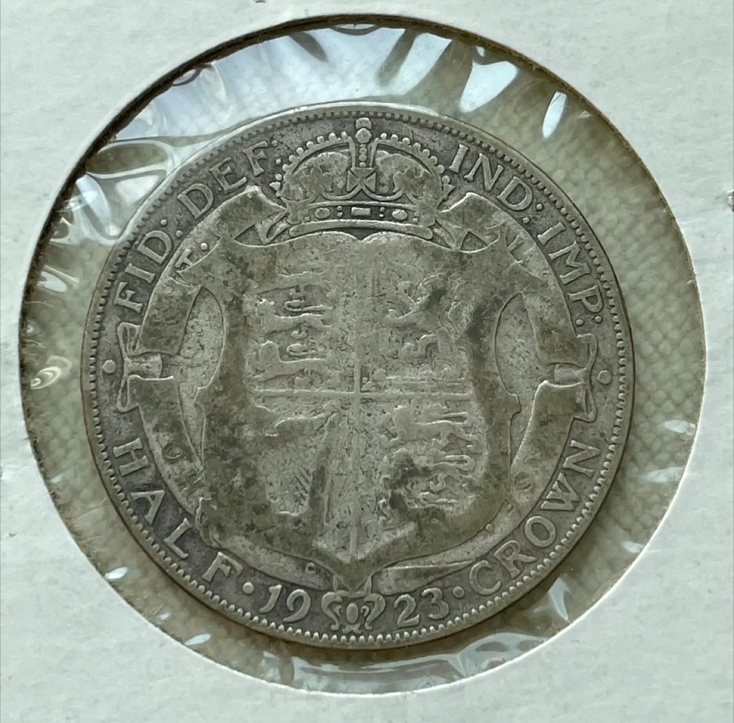 1923 SILVER UNITED KINGDOM HALF CROWN IN WITH INFO SHEETLET image indicator(4)