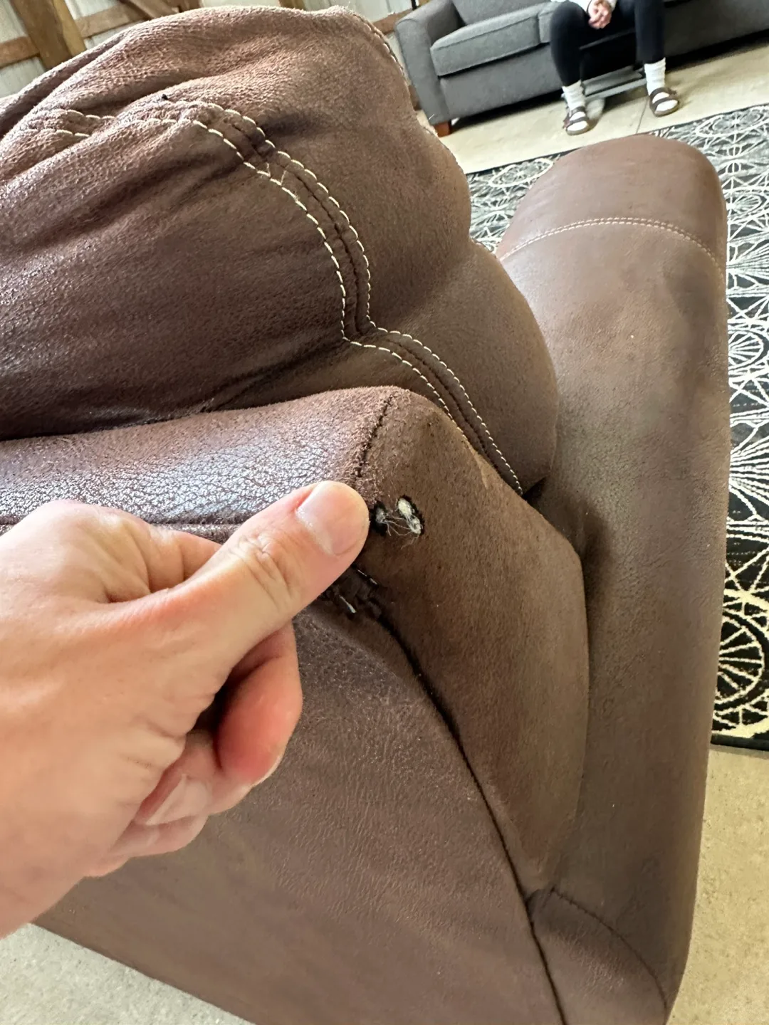 *Delivery Available* Comfortable 3+2 Faux Leather Sofa Set image indicator(5)