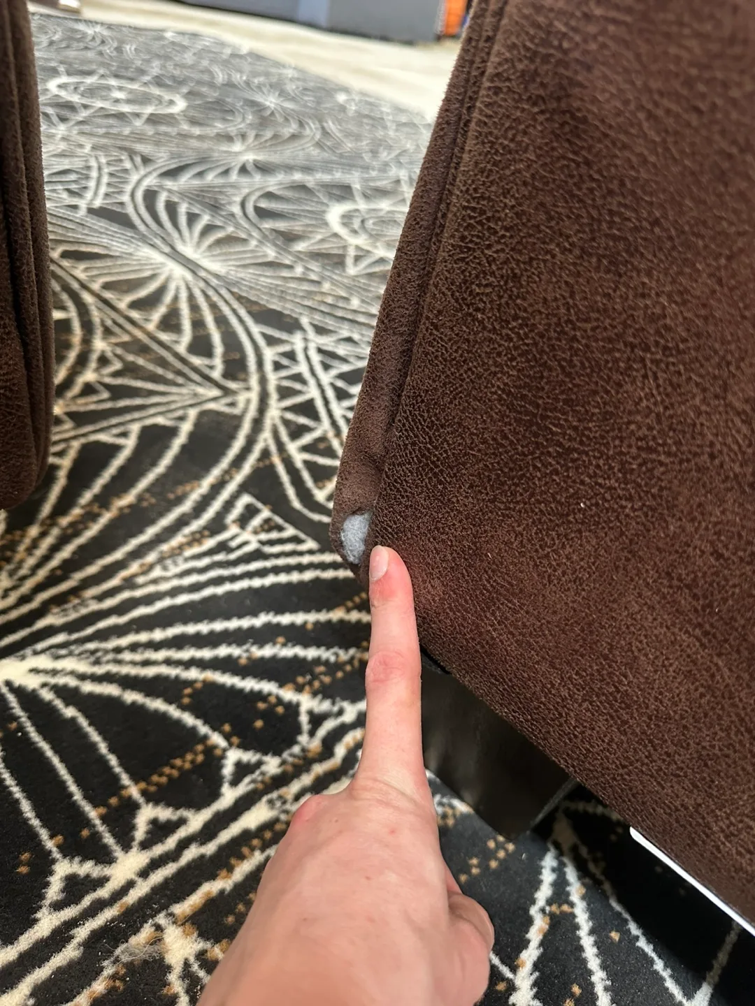 *Delivery Available* Comfortable 3+2 Faux Leather Sofa Set image indicator(6)