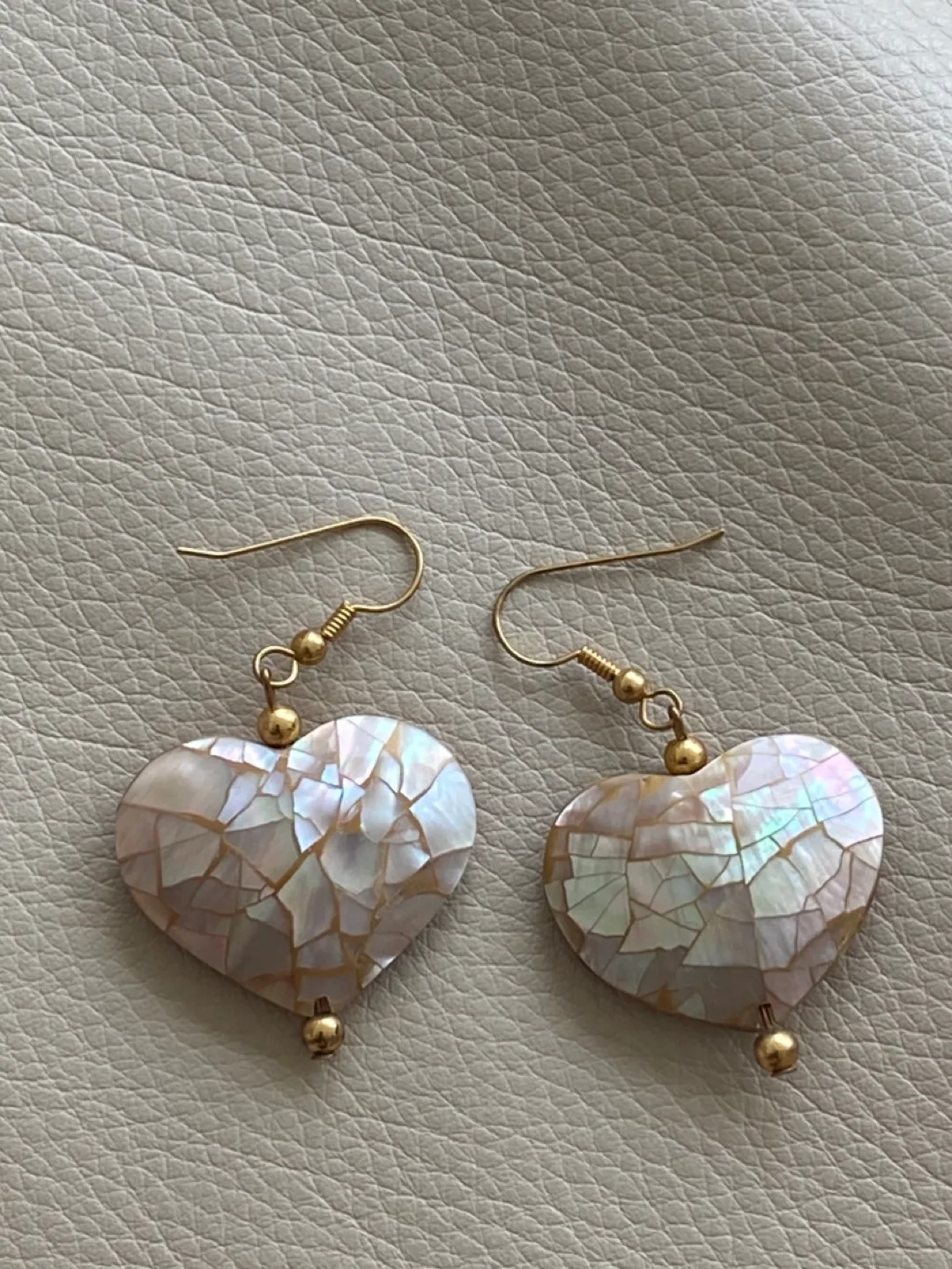 Heart Mother of pearl Earrings image indicator(2)