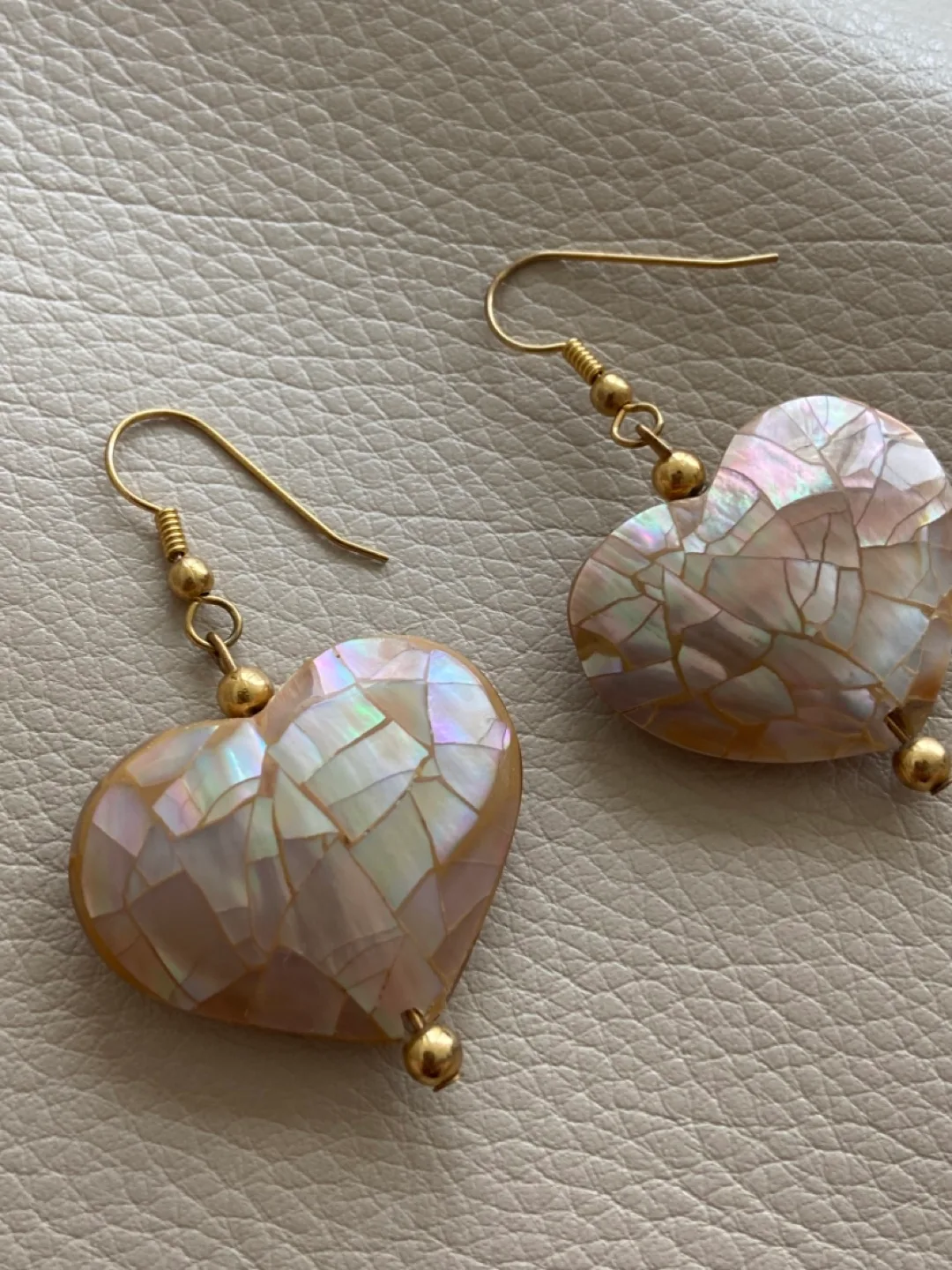 Heart Mother of pearl Earrings image indicator(3)