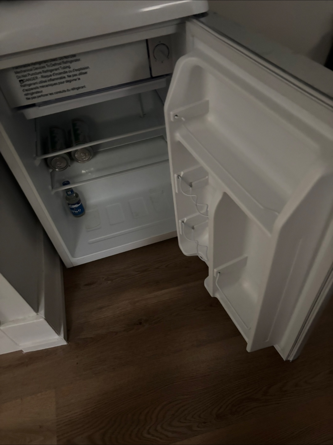 Galanz Mini Fridge - photo 2