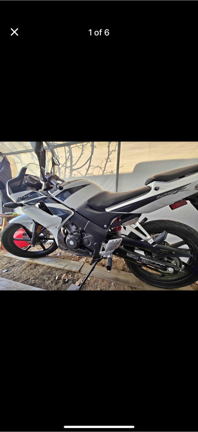 Honda CBR 125r Motorcycle - photo 5