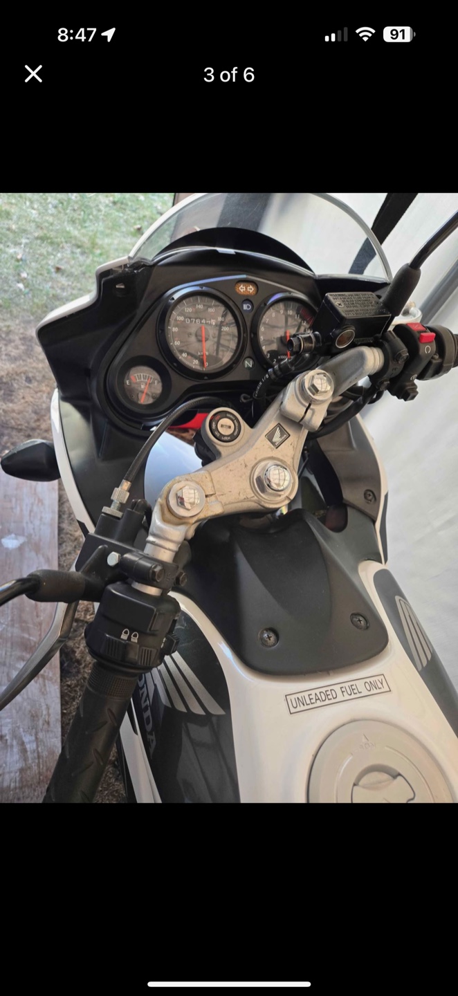 Honda CBR 125r Motorcycle - photo 3