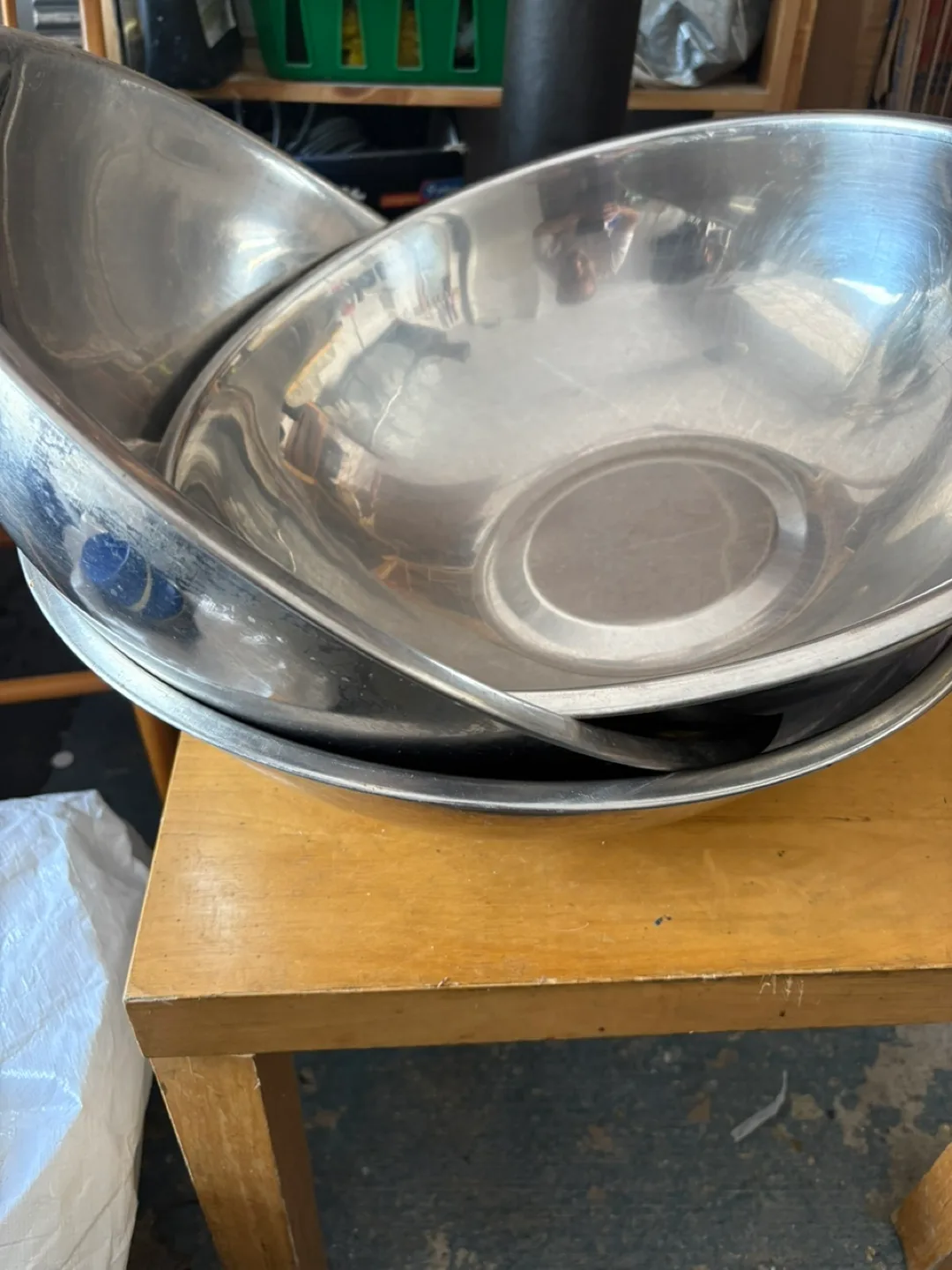 Set of Stainless Steel Mixing Bowls image indicator(2)