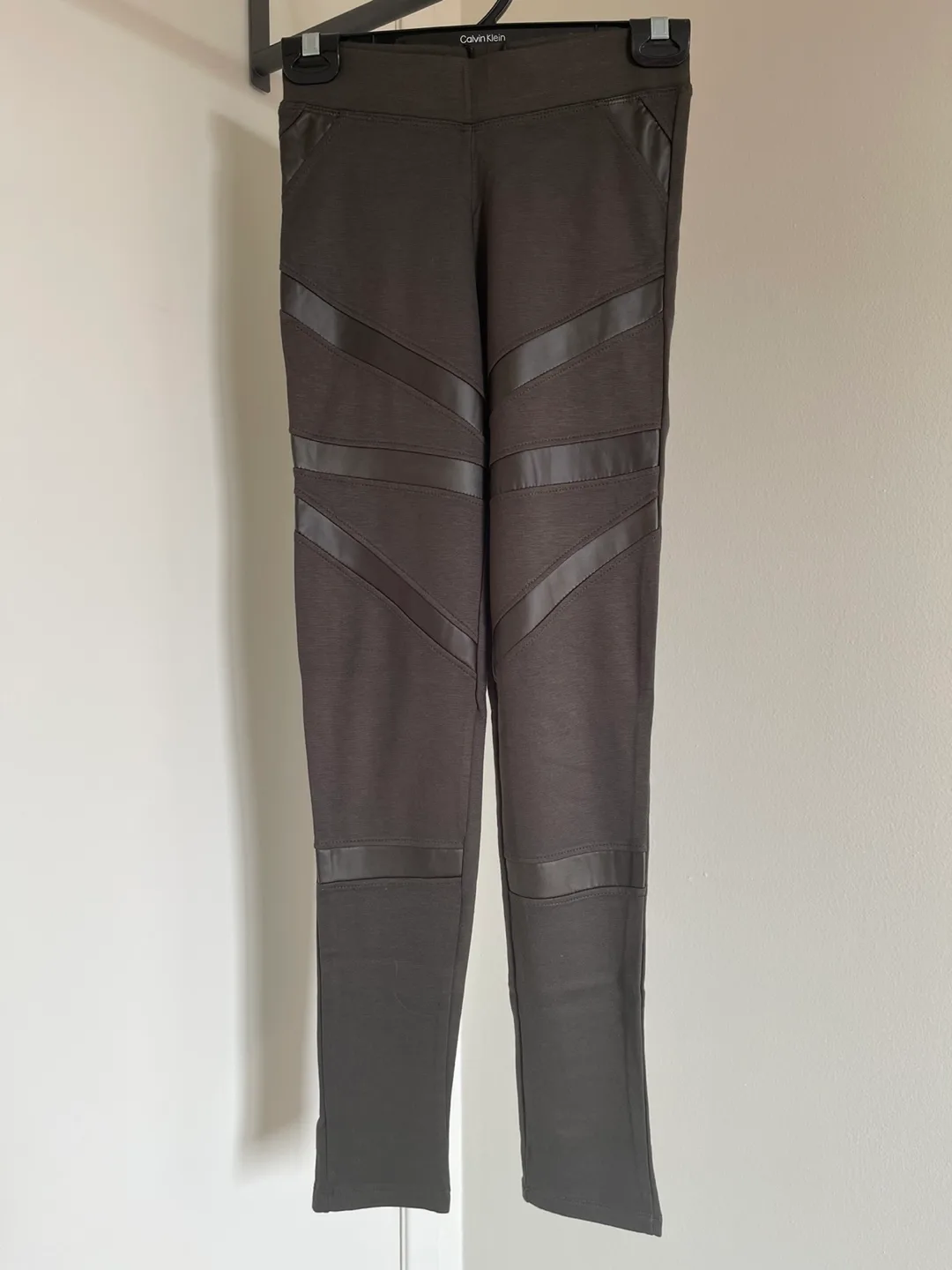 Leggings with Faux Leather Detailing thumbnail