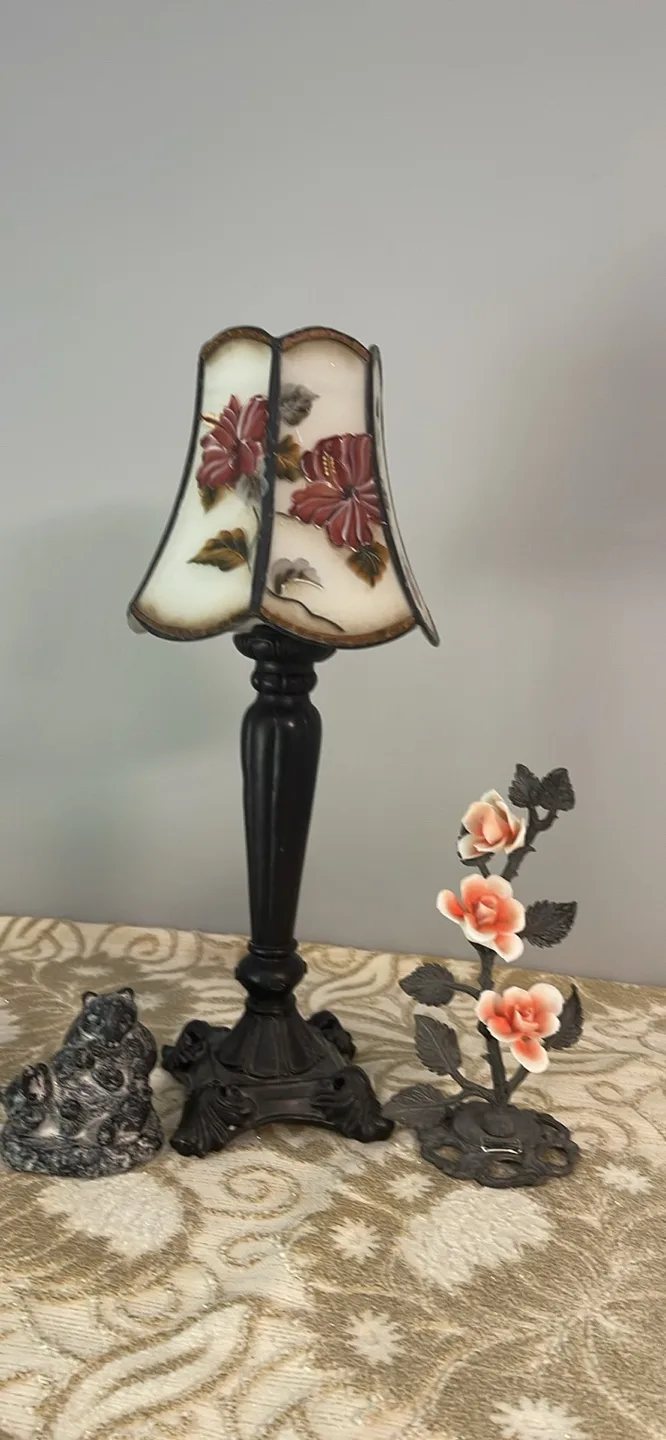 Decorative Floral Accent candle holder thumbnail