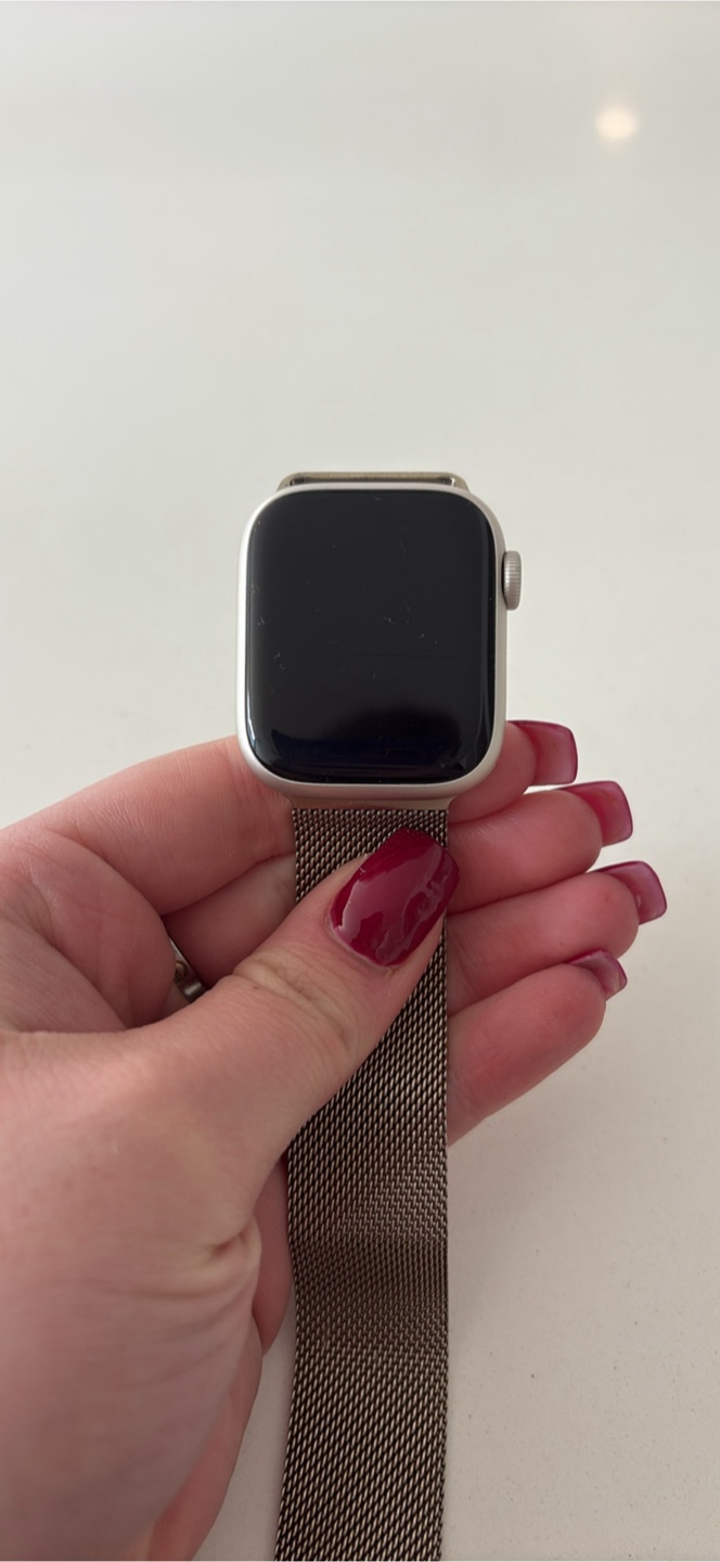 Apple Watch Series 7 41mm with band!