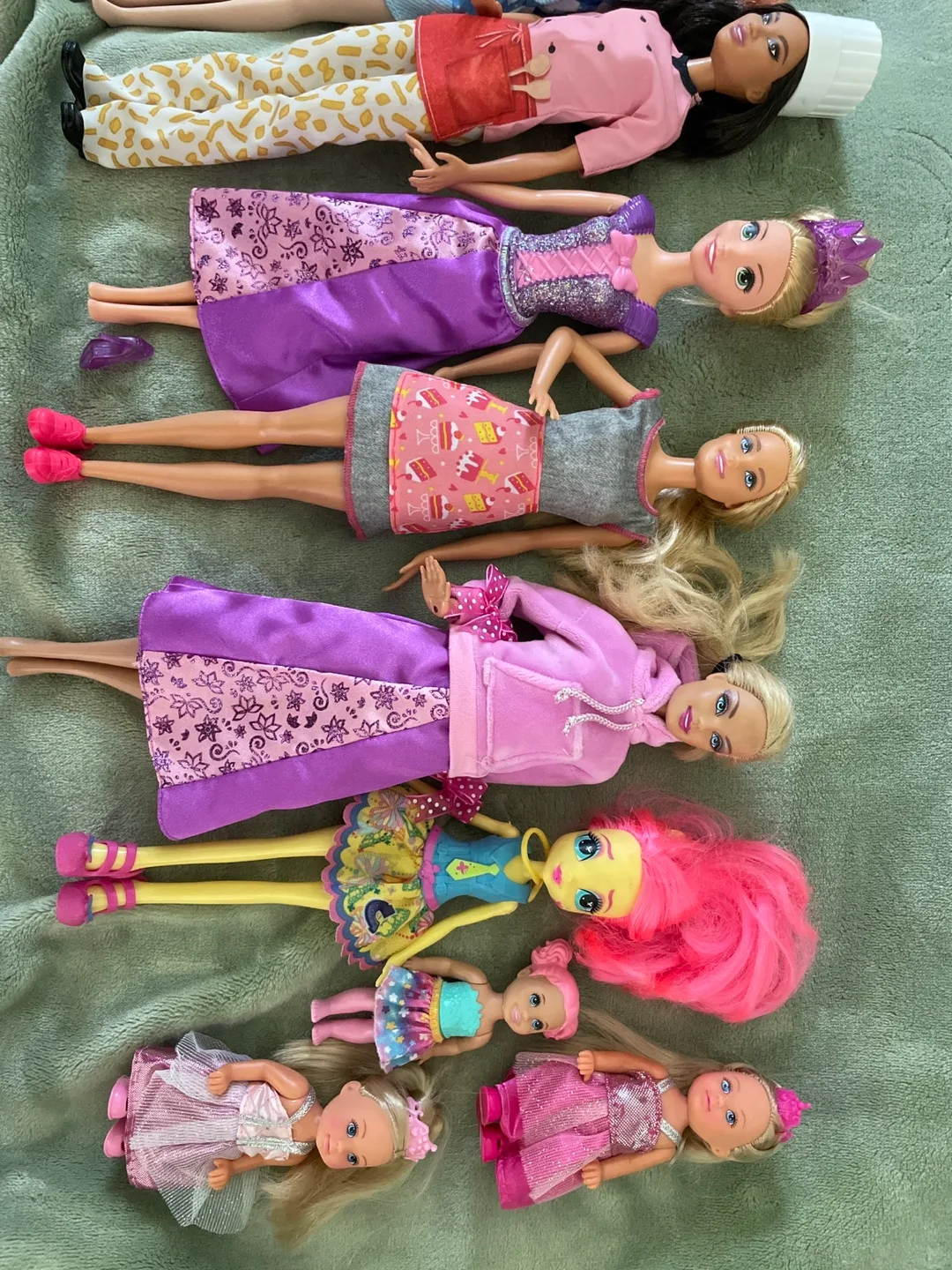 Dolls Collection image indicator(3)