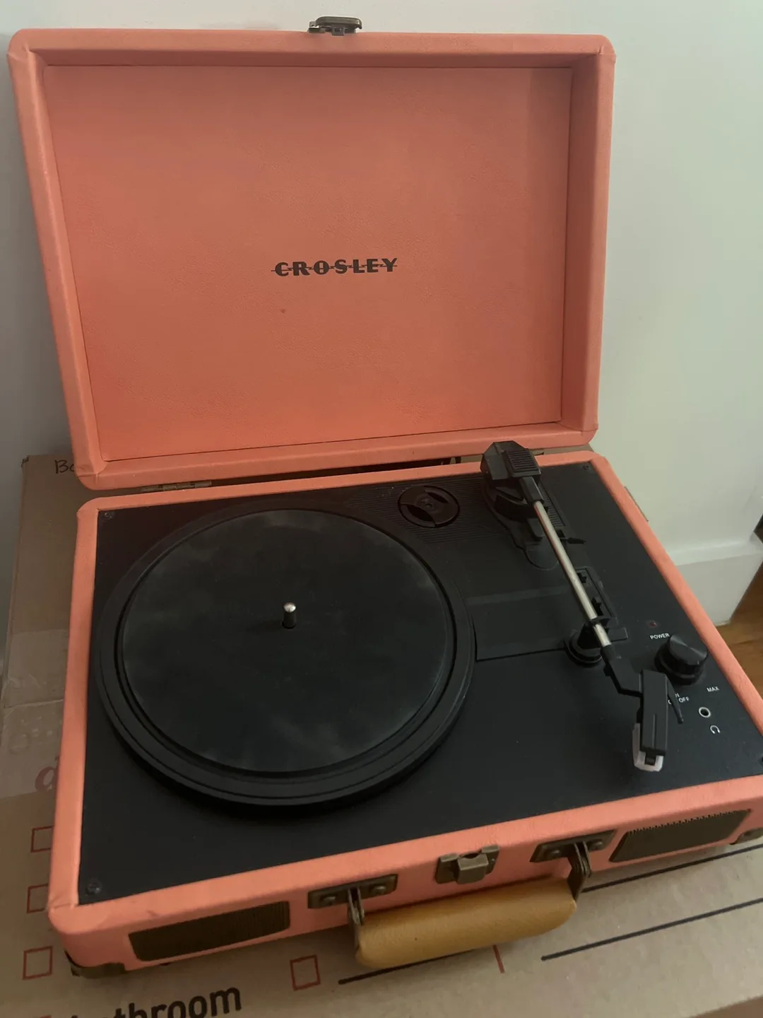 Crosley Portable Turntable thumbnail