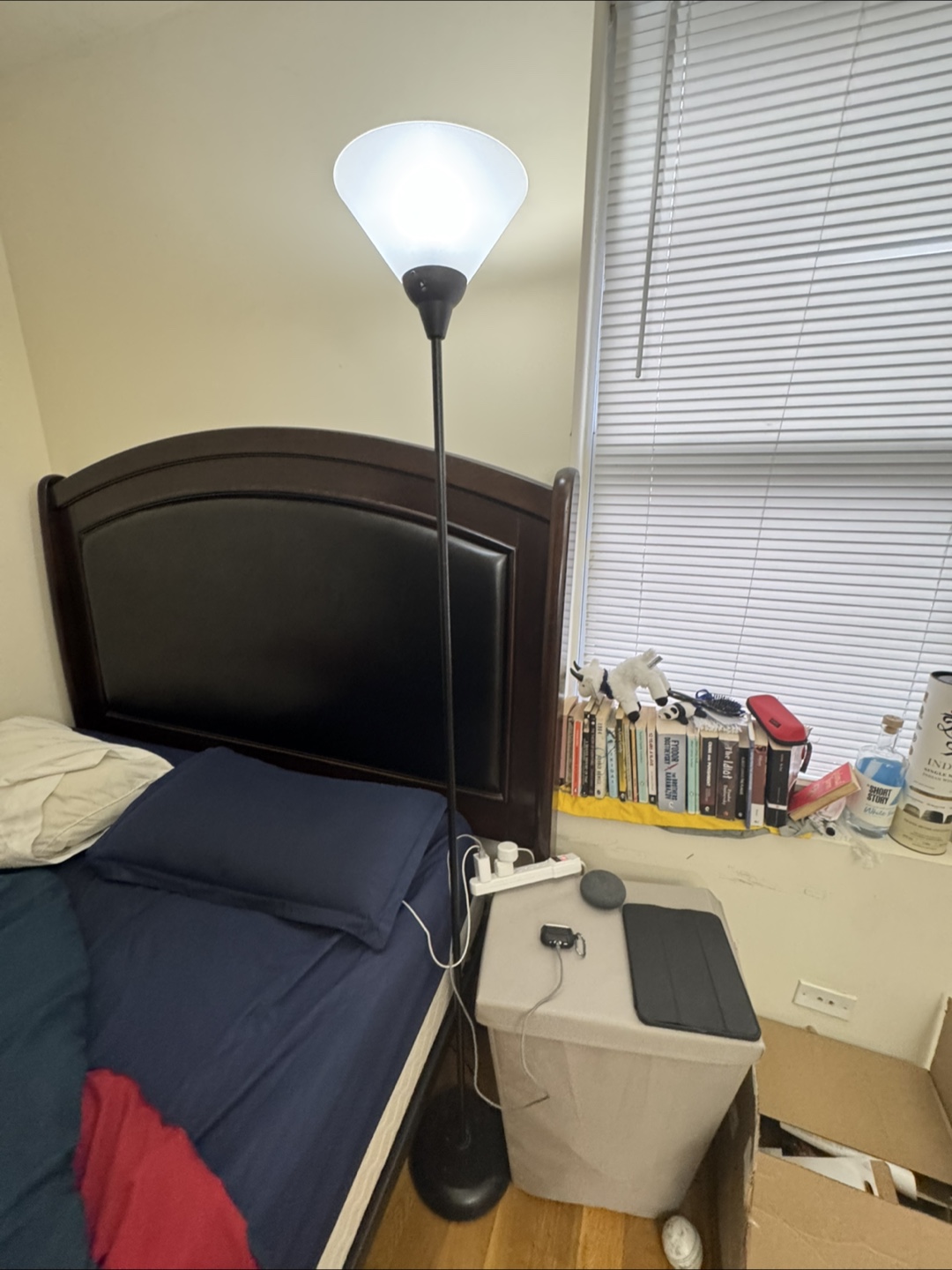 Modern Floor Lamp - photo 2