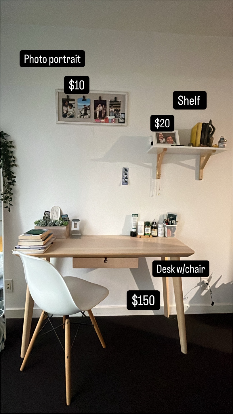 Desk without chale , photo display - photo 2