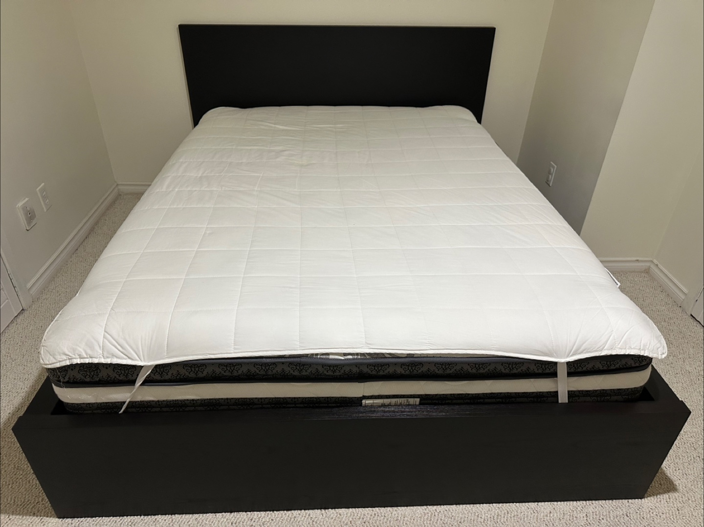 Queen IKEA Bed Frame w/ 4 Storage Drawers – Black-Brown