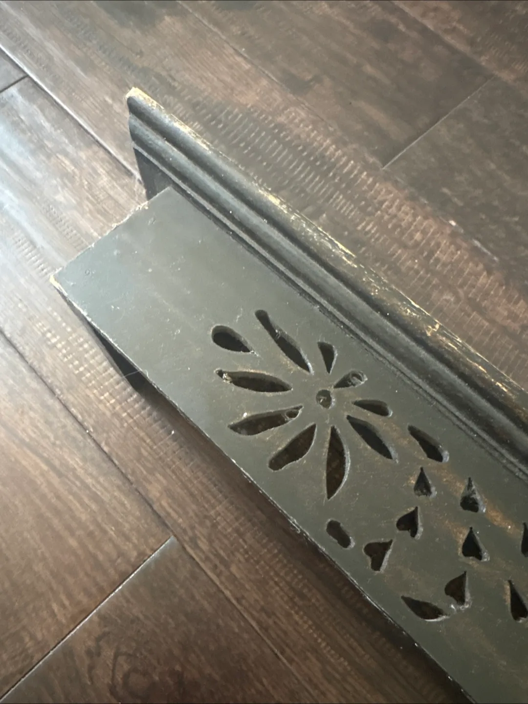 Vintage Floral Shelf image indicator(2)