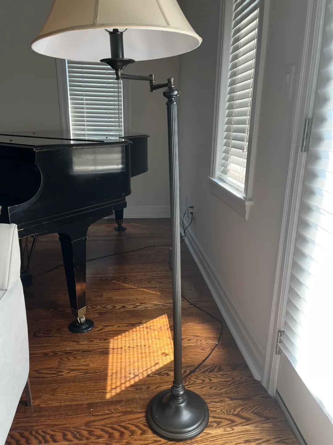 Restoration Hardware Heavy Brass Floor Lamp image indicator(2)