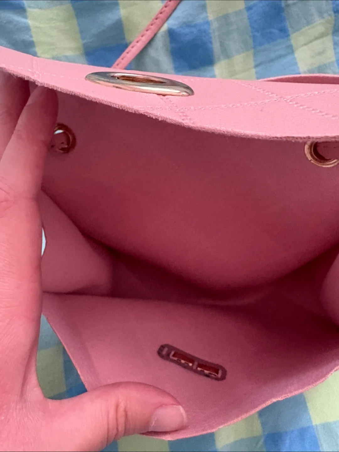 Small purse (Never used) (Giving away for FREE) image indicator(2)