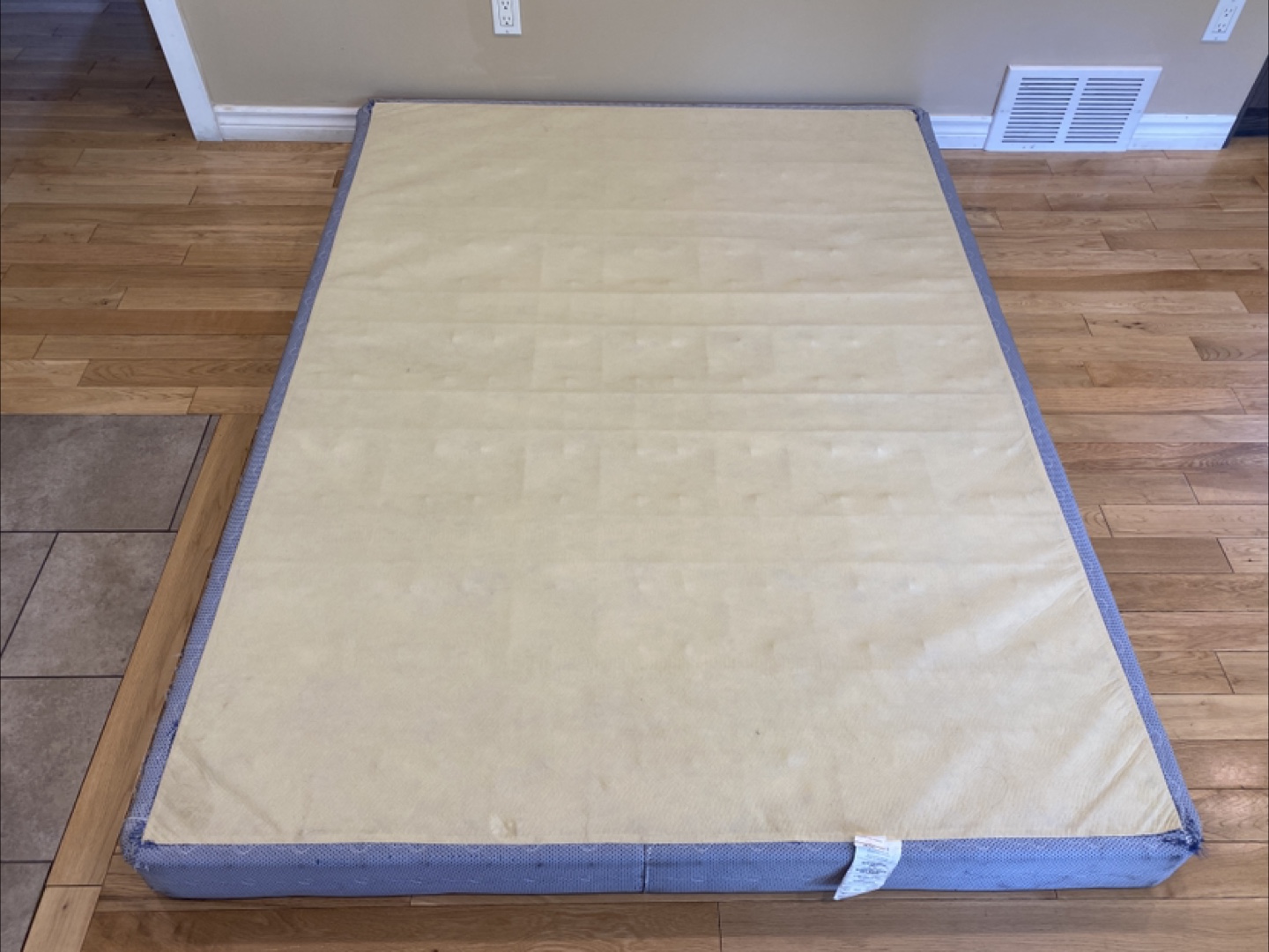 Dark Queen Bed Frame & Boxspring (CAN DELIVER) - photo 2