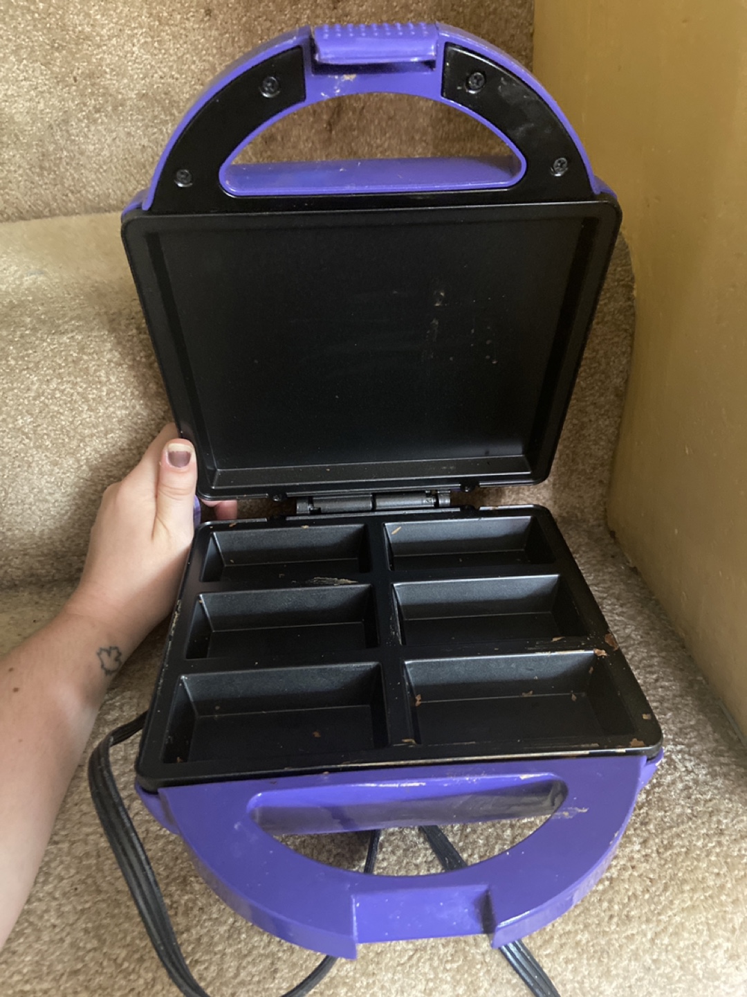 Betty Crocker Brownie Maker - photo 2
