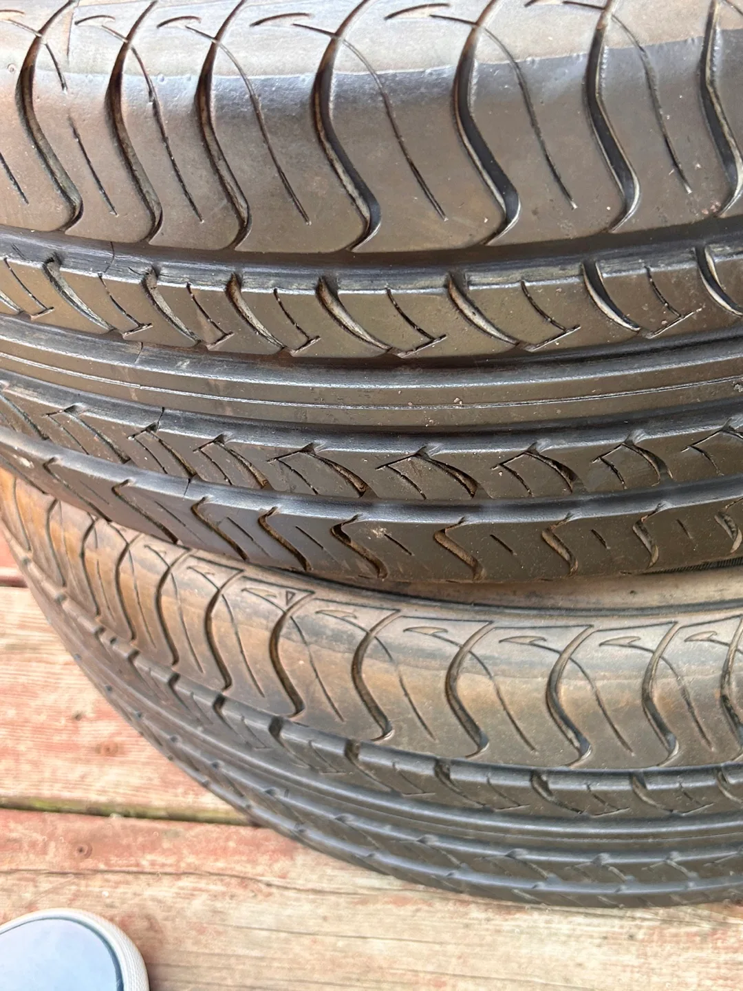 Nexen CP661 Tires - 205/60R16 image indicator(2)