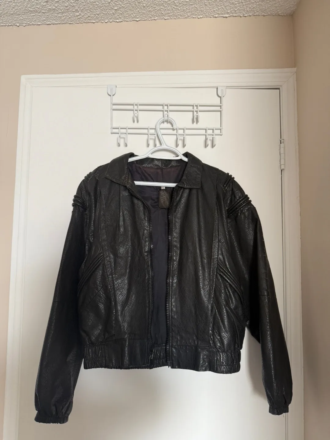 Retro Black Jacket thumbnail