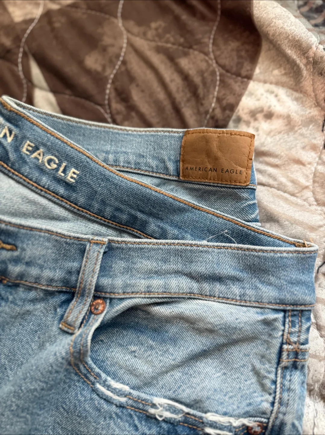 American Eagle Jeans thumbnail
