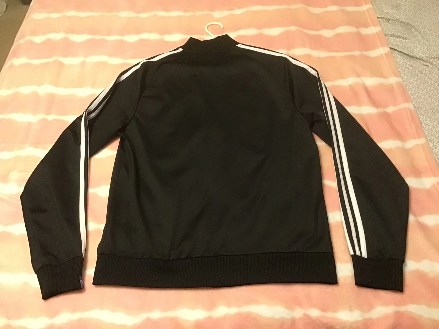 🤩 Adidas Raptors Track Jacket Size S image indicator(3)