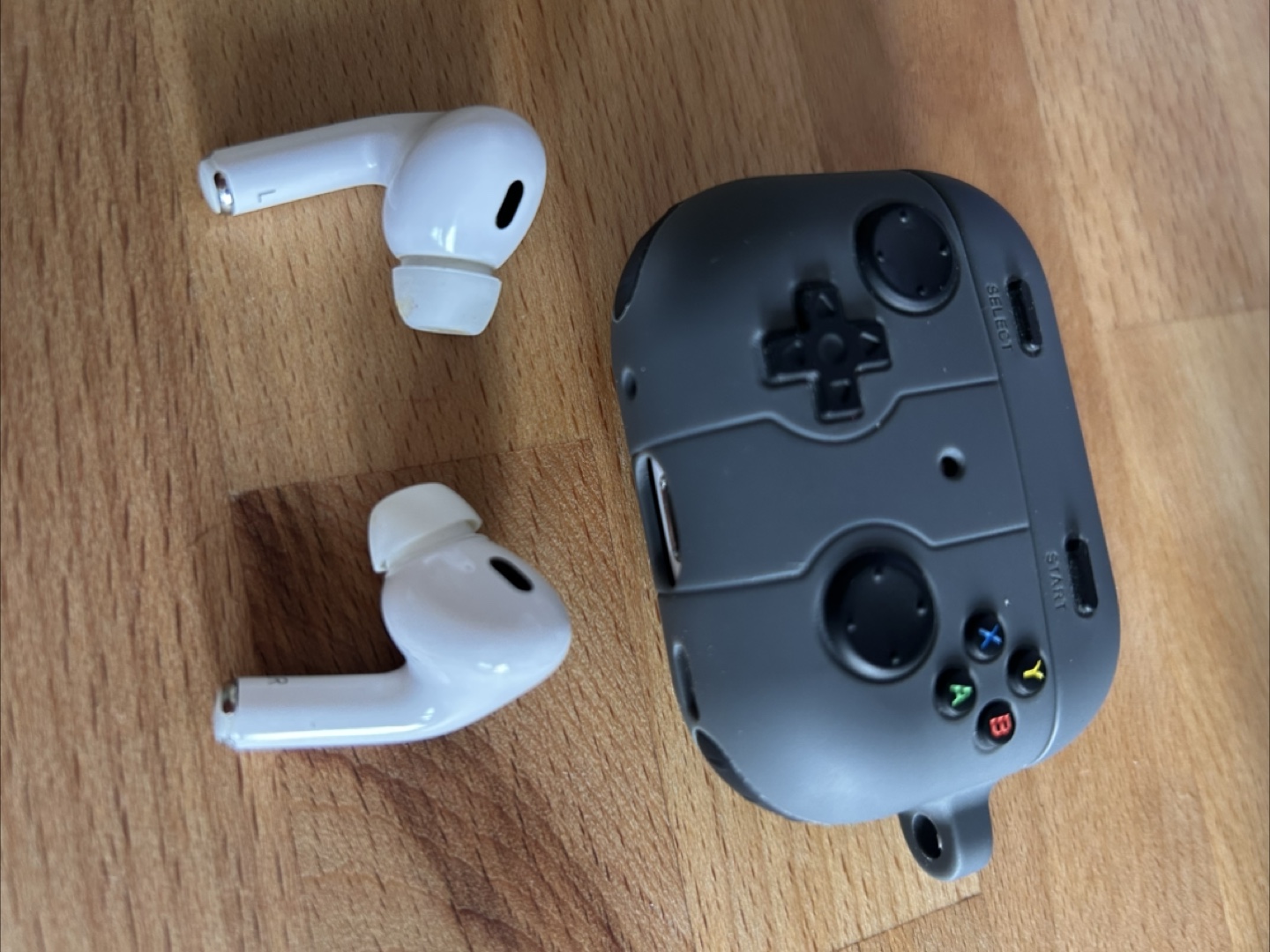Bluetooth Earbuds + Gamepad Case - photo 2