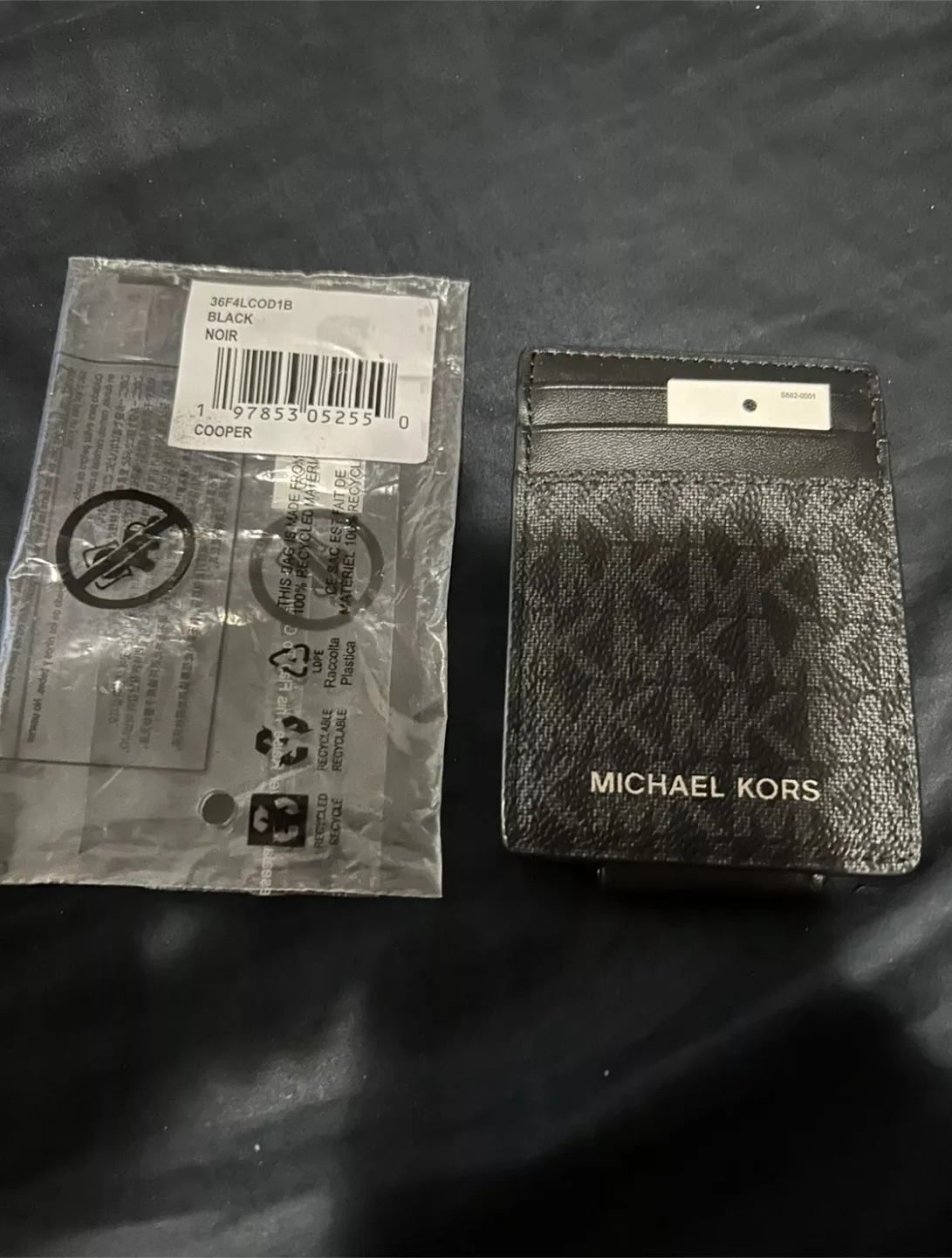 Michael Kors Card Holder Authentic thumbnail