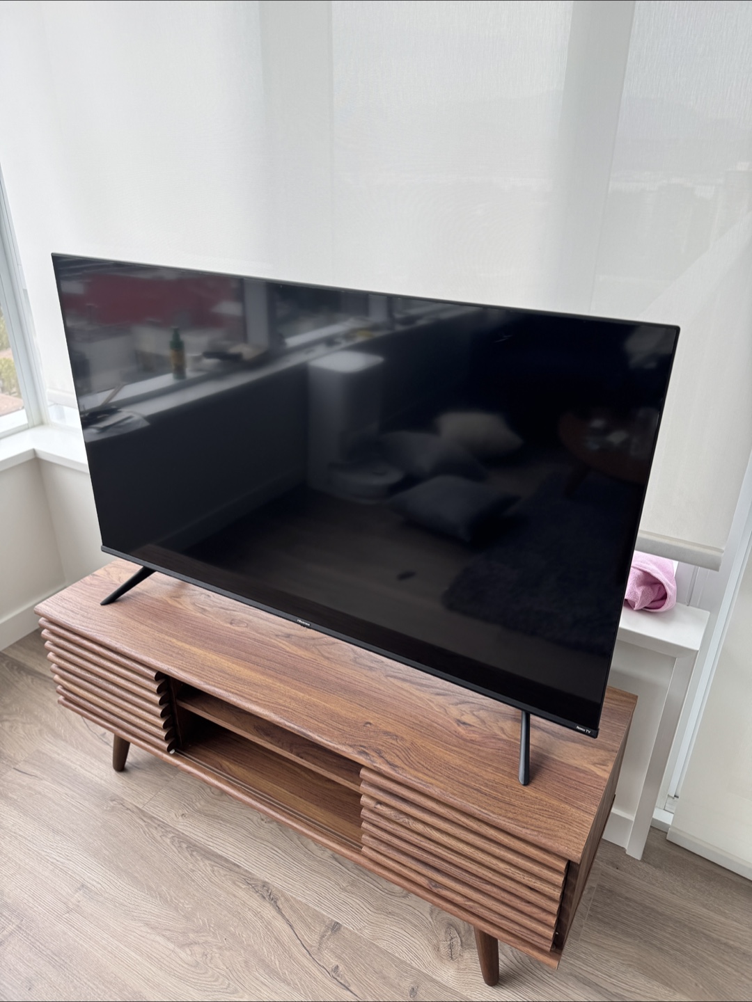 50 inch 4k Hisense smart TV
