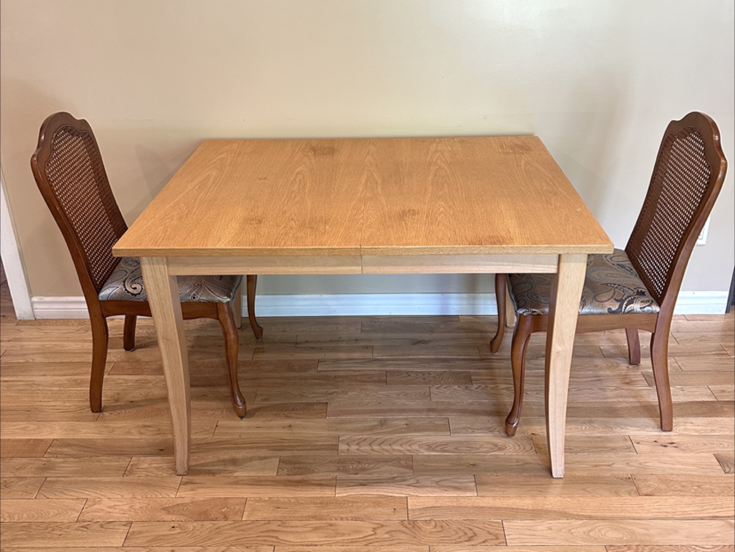Extendable Wood Dining Table with 2 Chairs (CAN DELIVER)