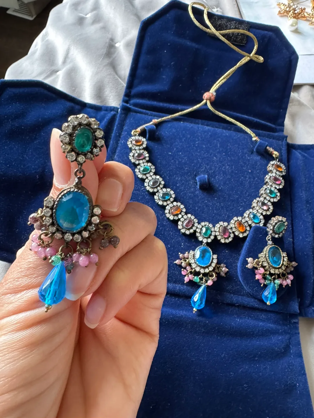 Necklace and Earrings Set thumbnail