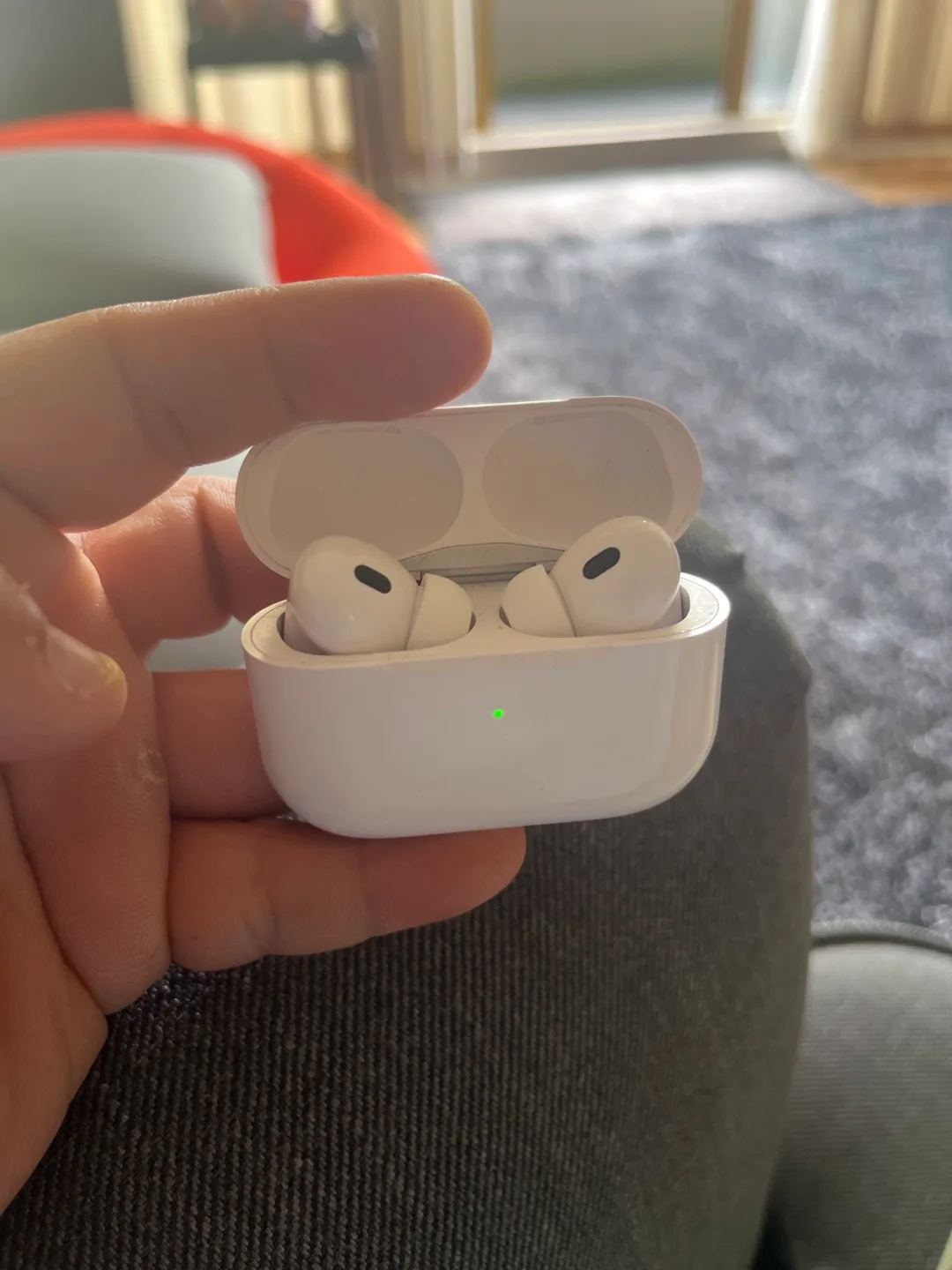 White AirPod 2 pro Earbuds with Charging Case image indicator(4)