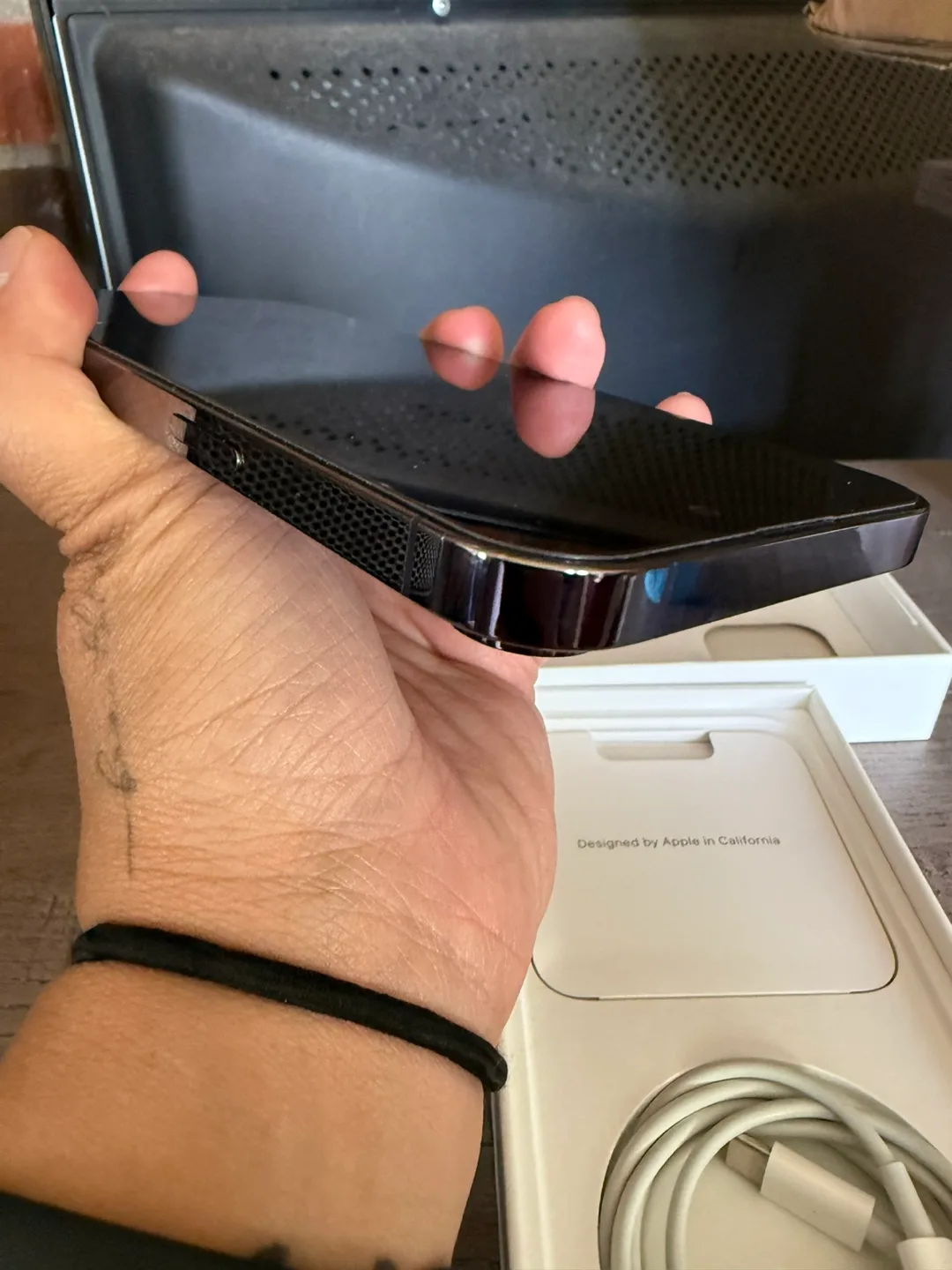 iPhone 14 Pro Max – Great Condition image indicator(6)