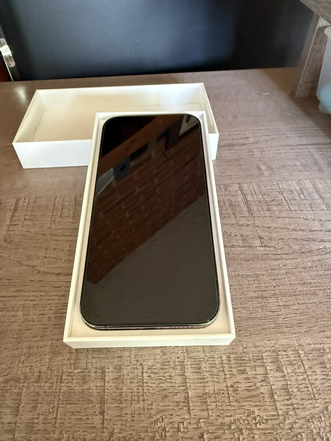 iPhone 14 Pro Max – Great Condition image indicator(2)