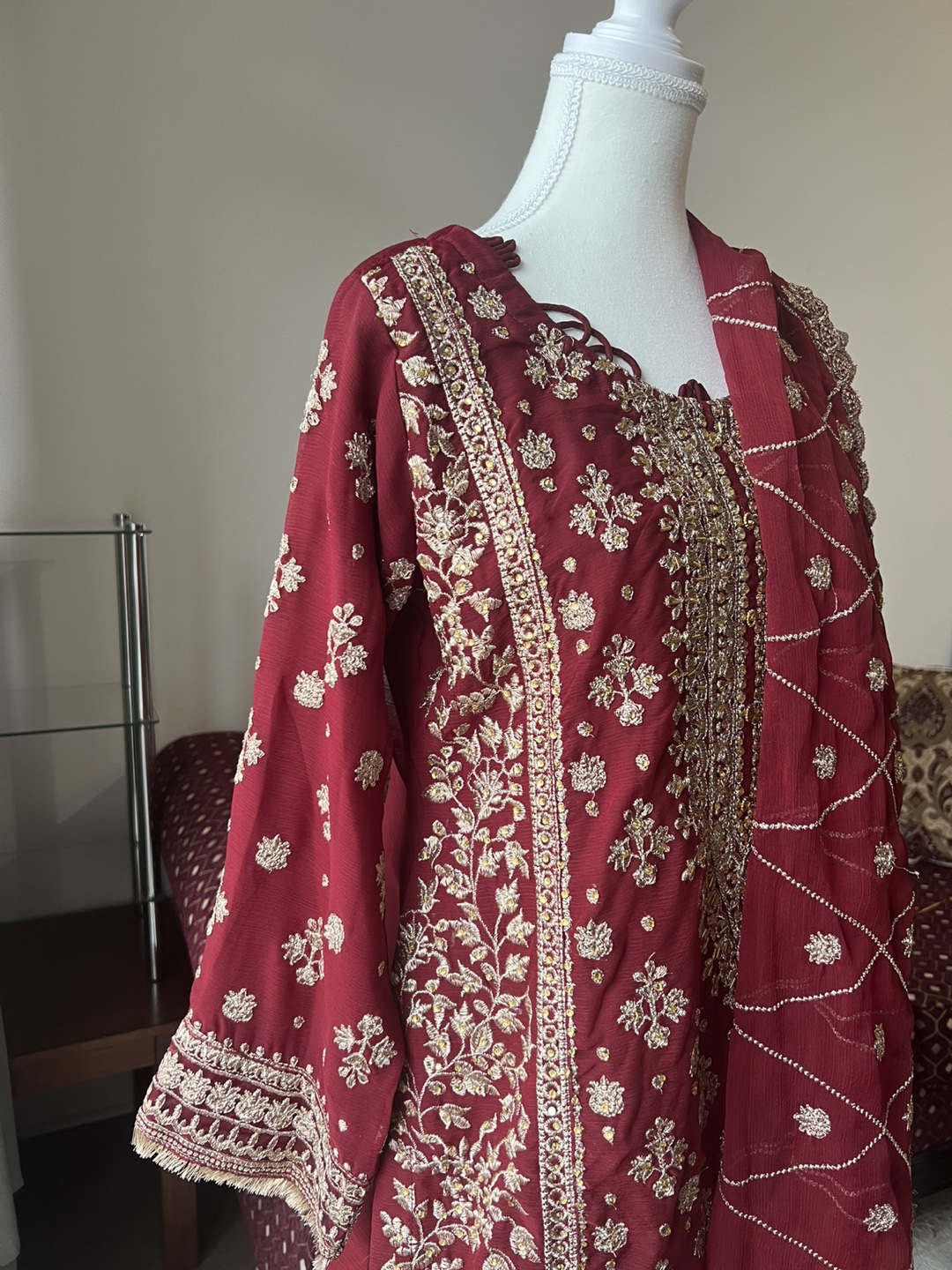 Embroidered Maroon Pakistani Suit - photo 3